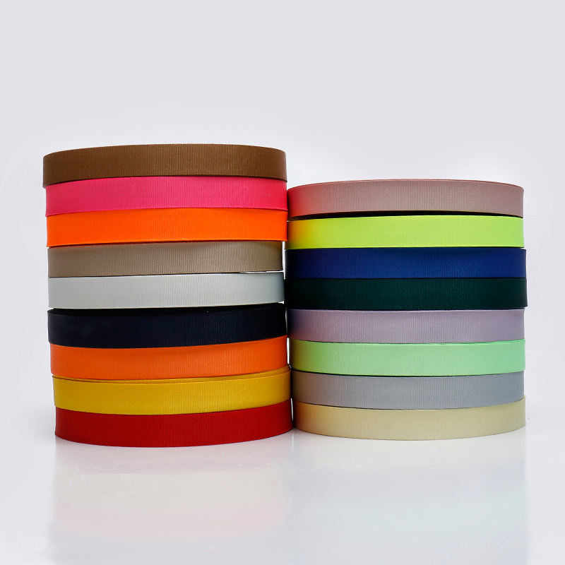 1cm-3cm thick polyester webbing, heel webbing for shoes, clothing and luggage webbing, closely woven, rich in color, strong and durable, supports customization, direct supply from the factory Application Scenario