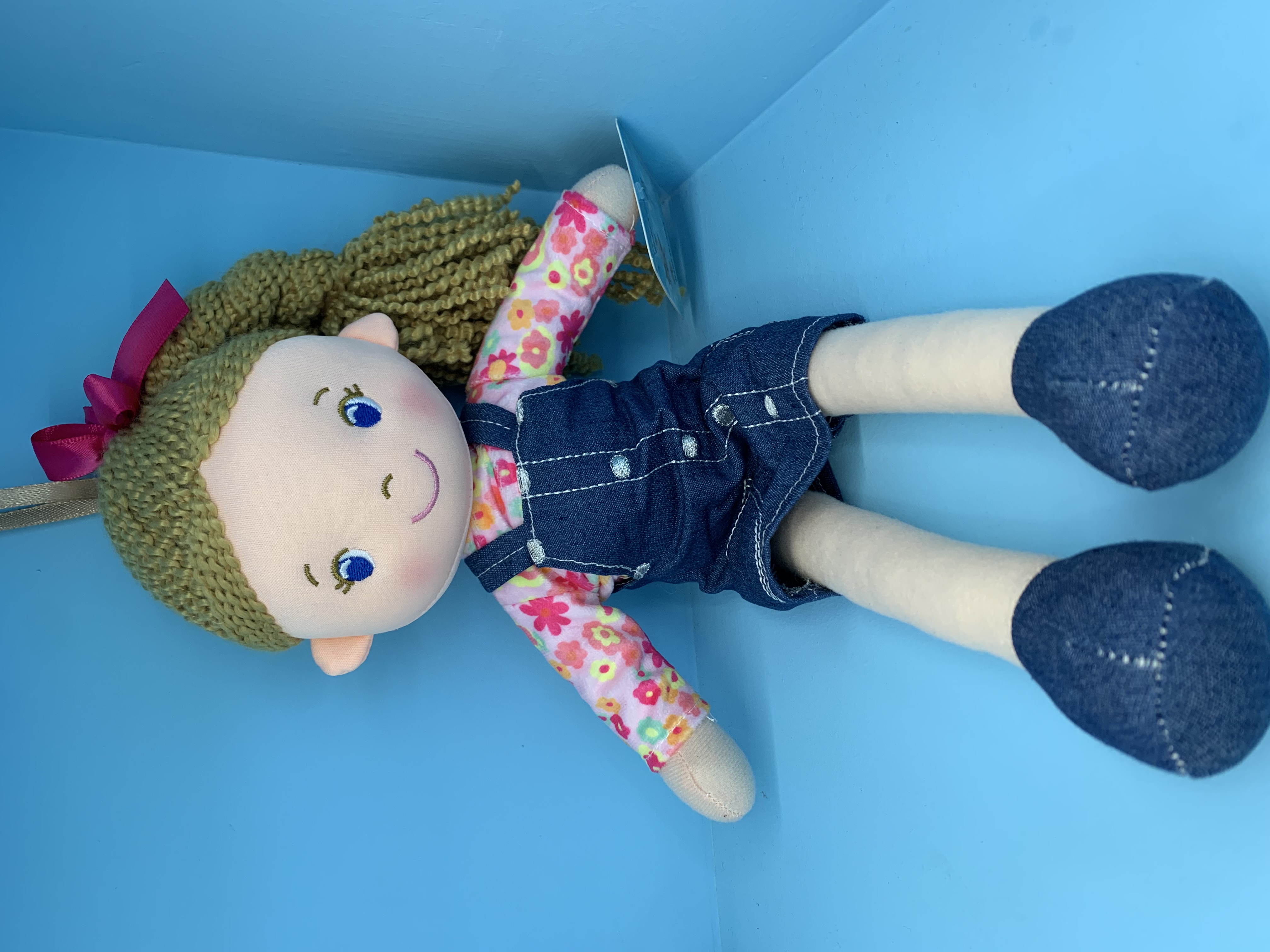 潮流玩偶布艺娃娃毛绒玩具批发定制毛绒玩具柔软可爱