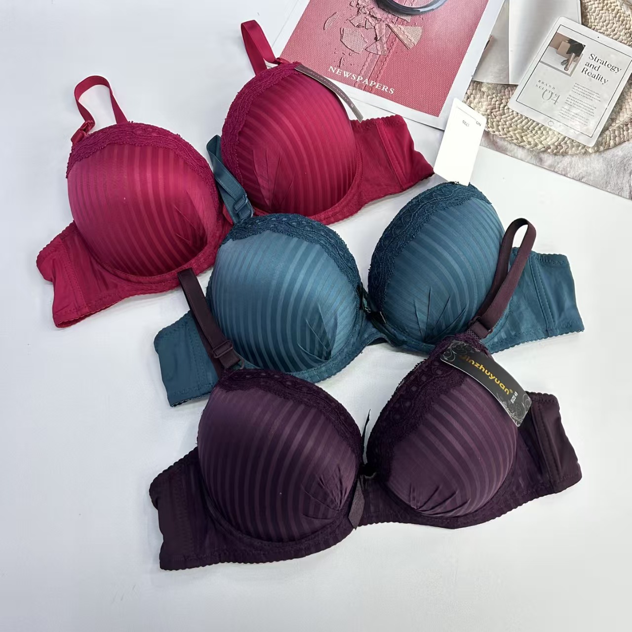JZY-1720# Women's bra for export to the Middle East and Africa. Large-sized thickened bra with lace edge and bow decoration. Sexy and romantic bra for women Application Scenario