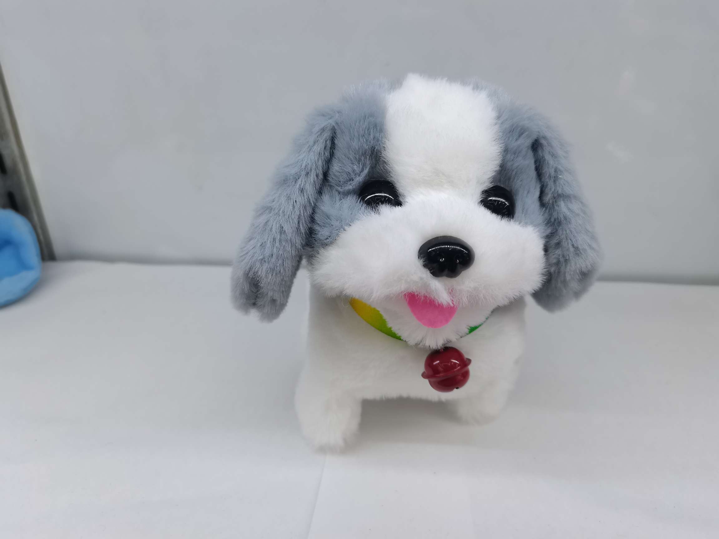 新款电动狗四脚带灯会走路带叫声地摊热卖厂家直销详情图6