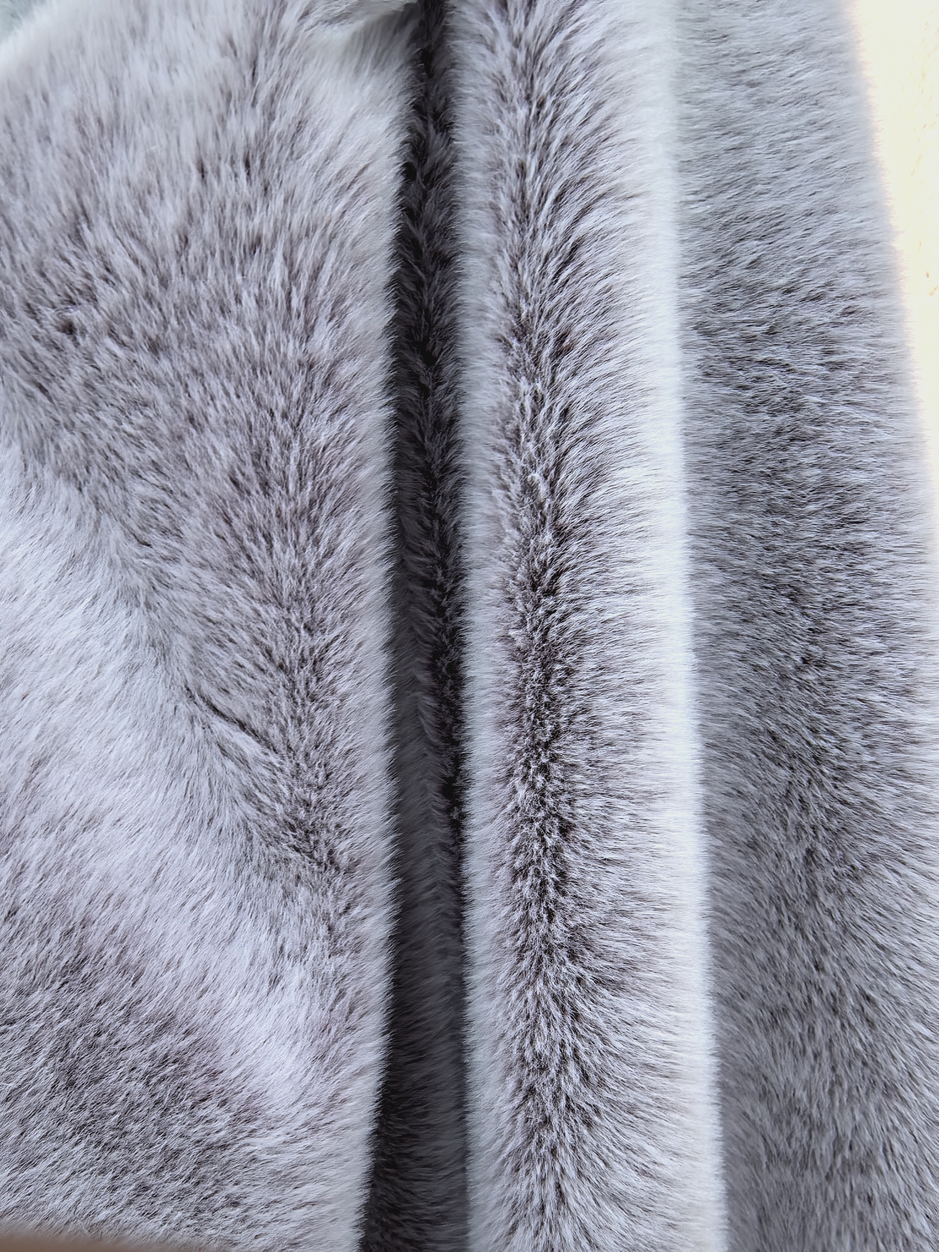 Plush toys, pajamas, hats, handicrafts, fabric, European mink back printed white wool fabric Specification image