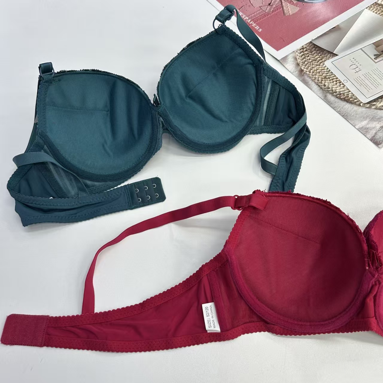 JZY-1720# Women's bra for export to the Middle East and Africa. Large-sized thickened bra with lace edge and bow decoration. Sexy and romantic bra for women Specification drawing