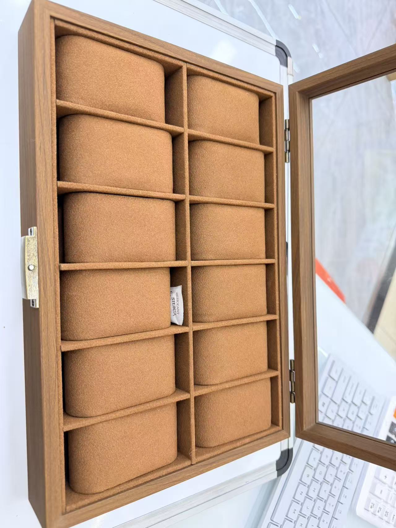 木质手表收纳盒男款礼盒装手表盒高端商务送礼防尘保护盒