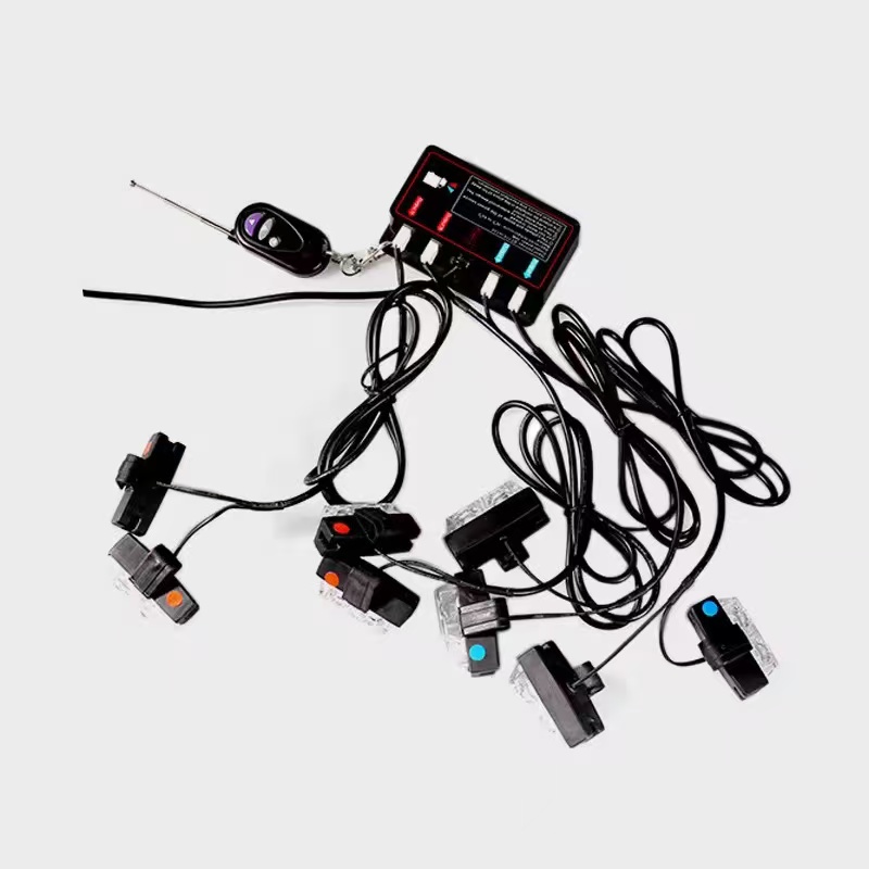 High-power one-to-four car grille flashing light, 4LED flashing grille lane opening warning light, truck side light Item Picture