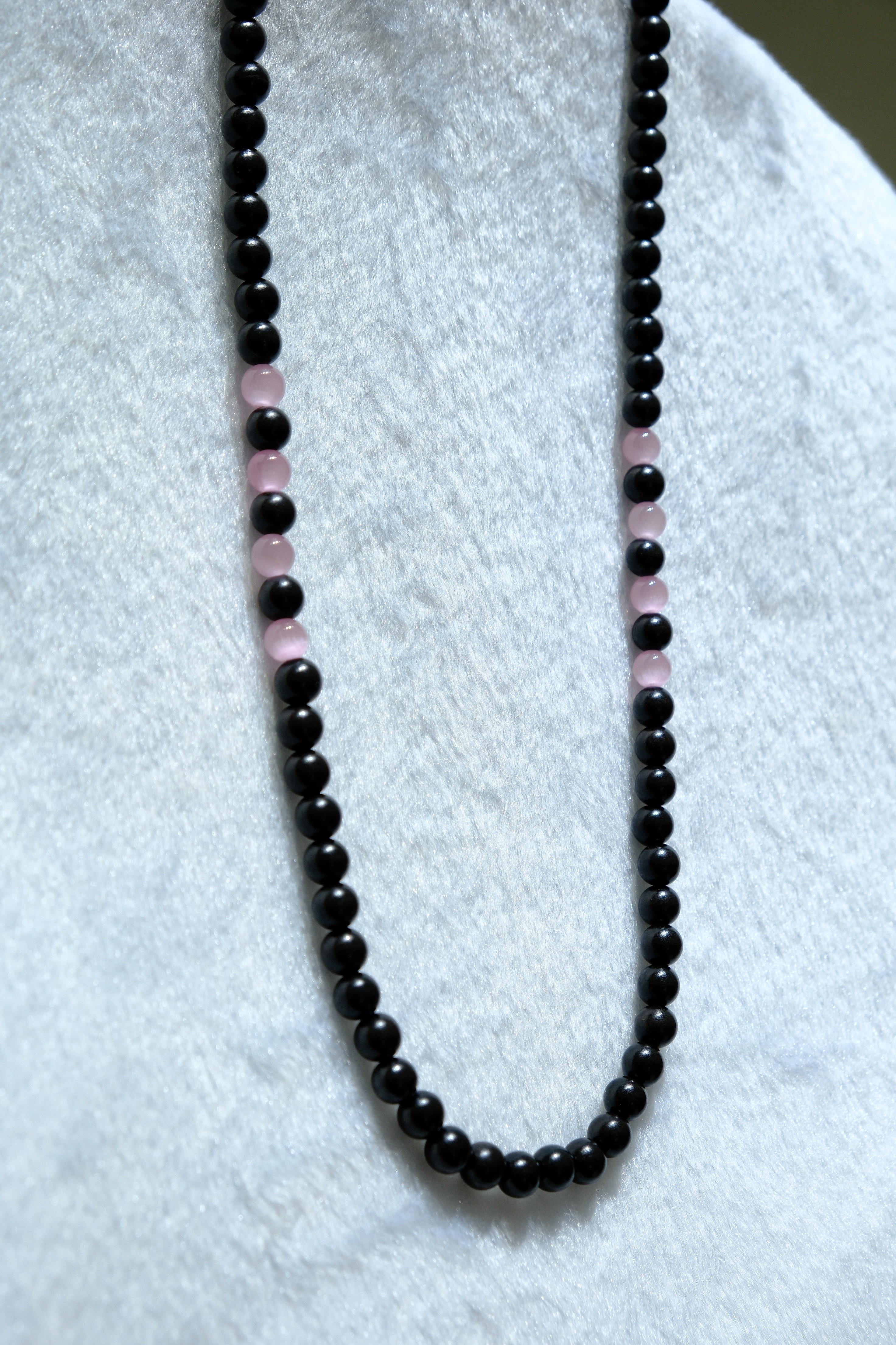 黑檀木粉玛瑙珠串