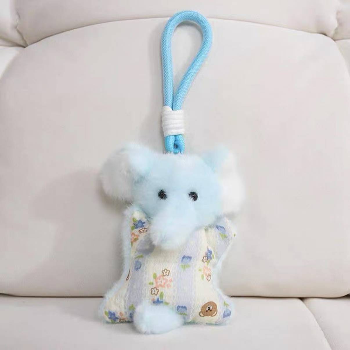 Little bean bag, soothing little fox doll table companion, plush toy, cute doll pendant, heartwarming birthday gift Application Scenario