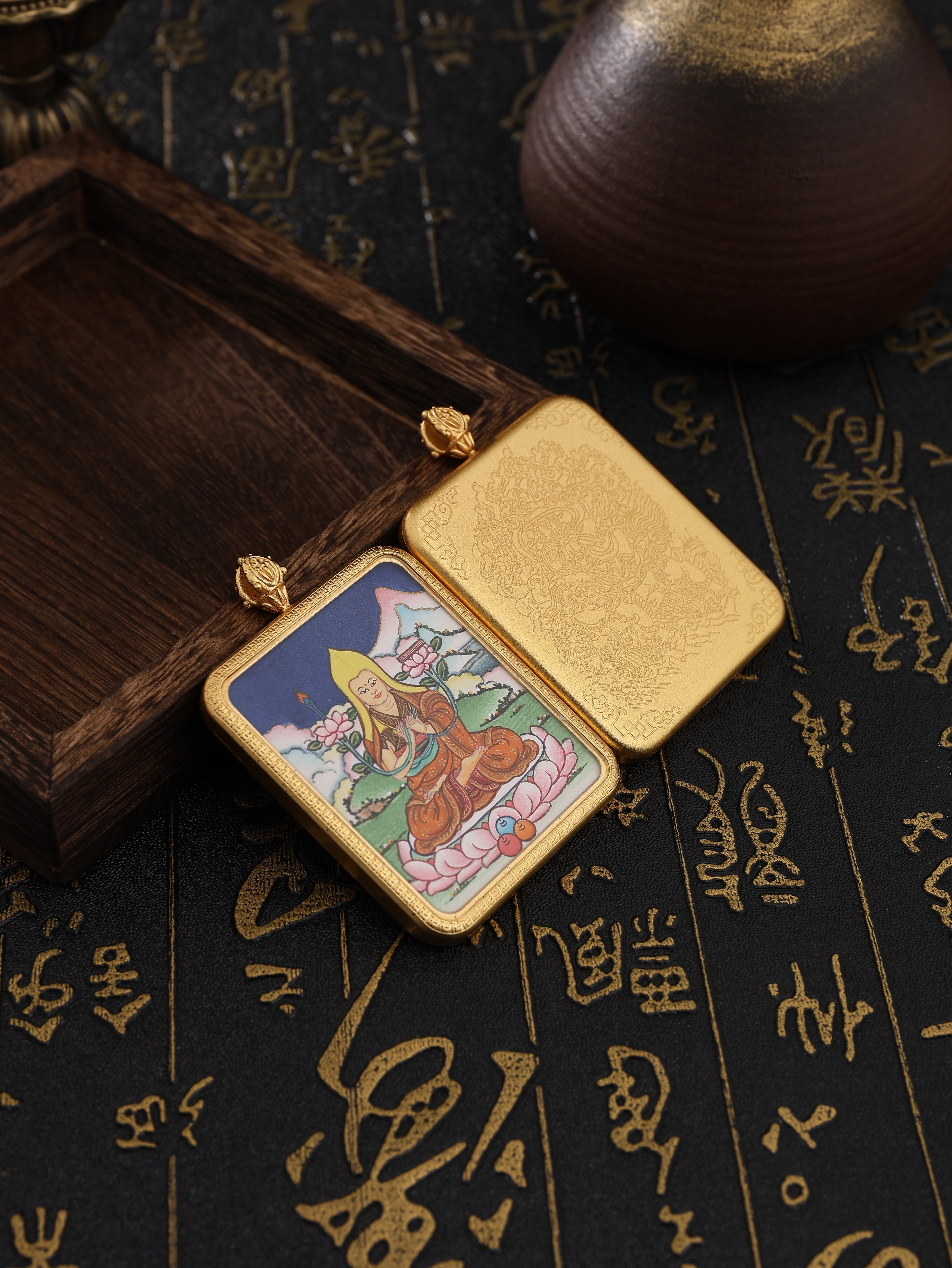 宗喀巴大师唐卡精美