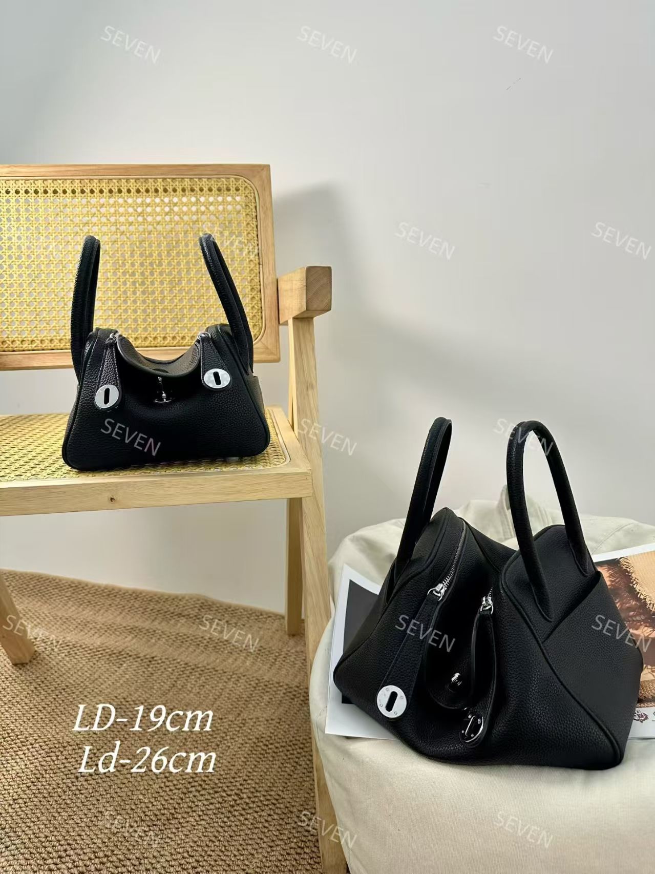 Lindi women's bags, top-grain cowhide bags, crossbody bags Application Scenario