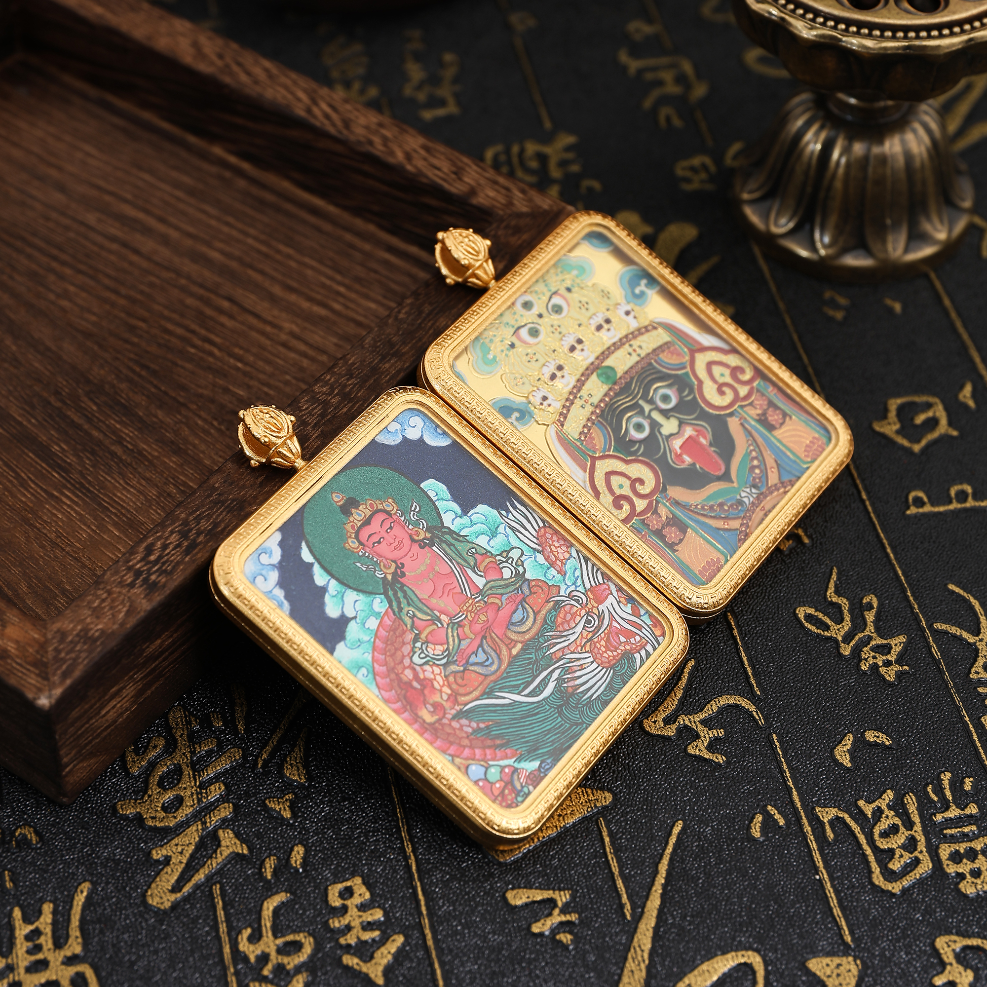 The paper Thangka of the Longevity Buddha is exquisite Specification image