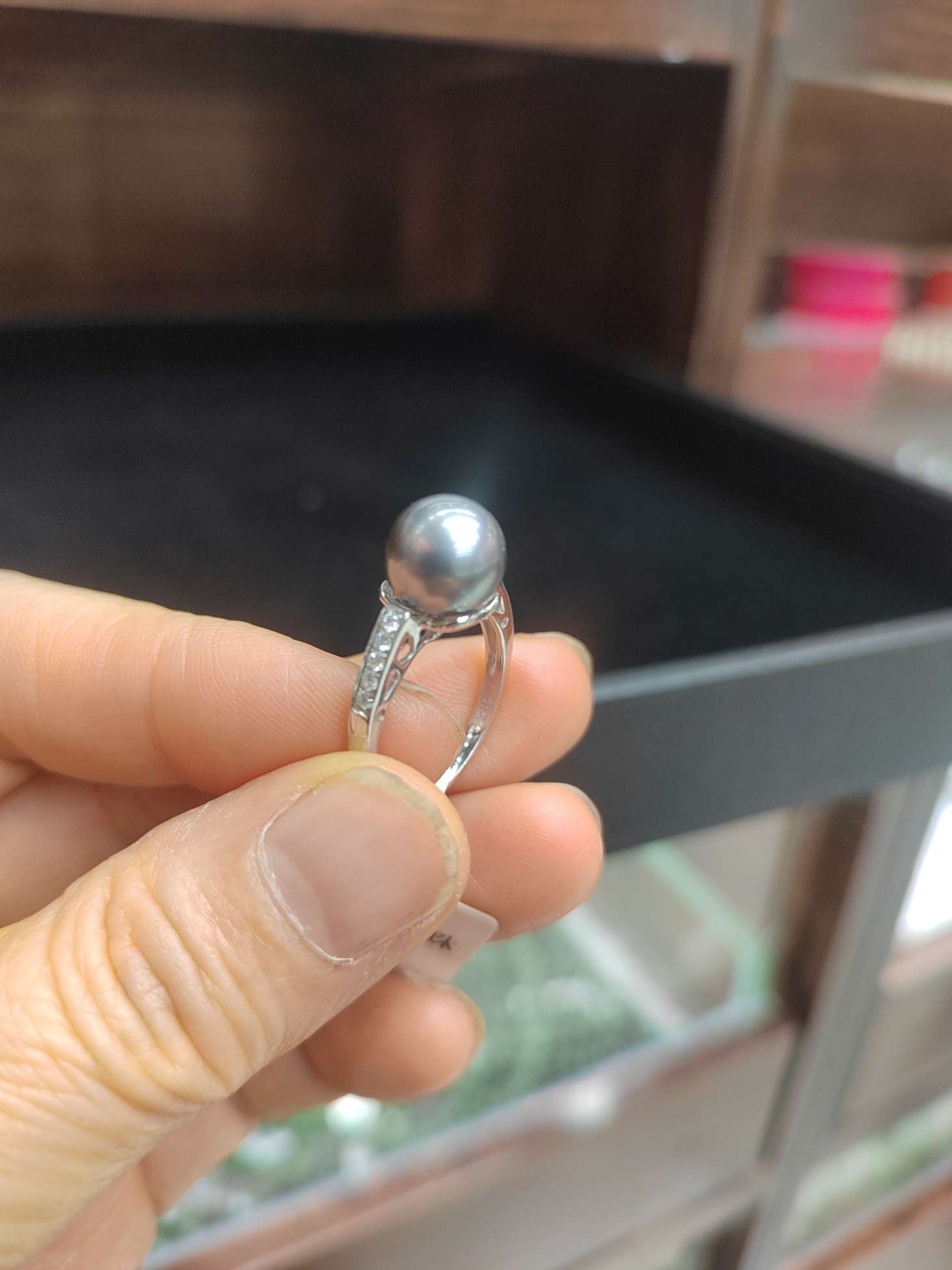 18k黑珍珠戒指