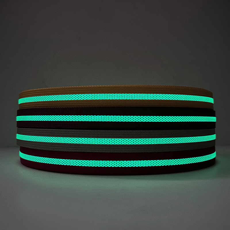 American textured webbing, polyester plain webbing, one-third interlaced color night reflective color tape, customizable, factory direct supply Specification image