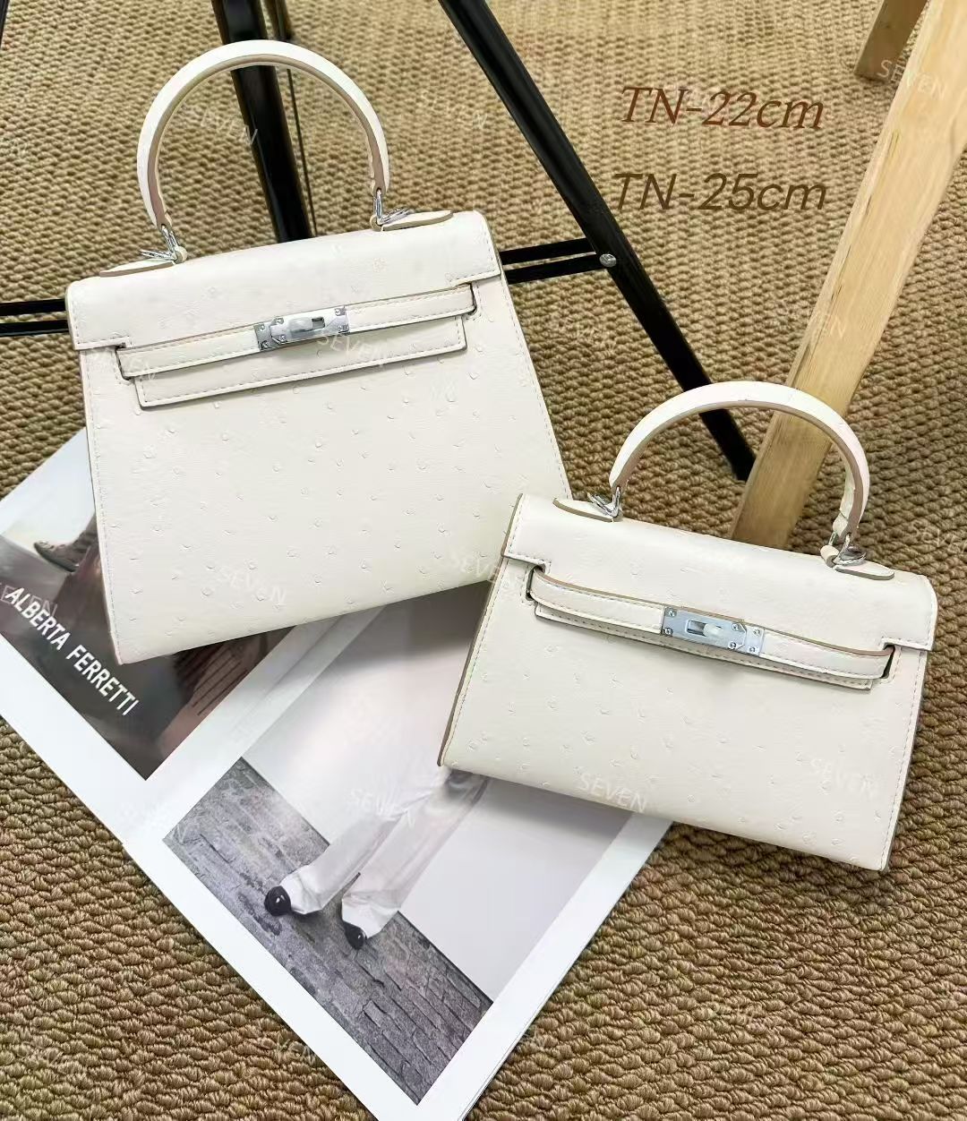 Ostrich leather bags, crossbody bags, fashionable women's bags details Picture