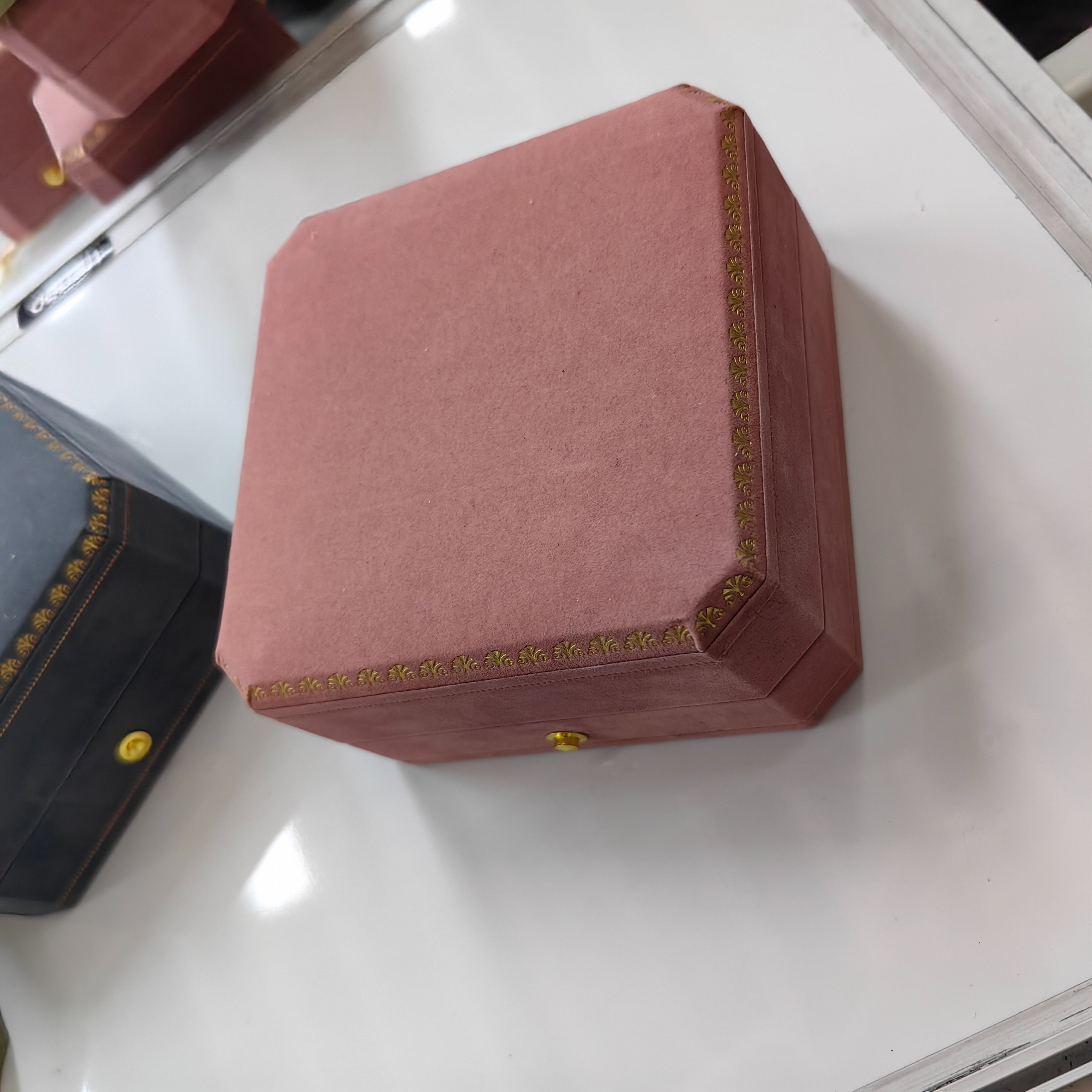 Transparent jewelry box, jewelry box, inner ring box, accessory storage box, exquisite gift box packaging details Picture