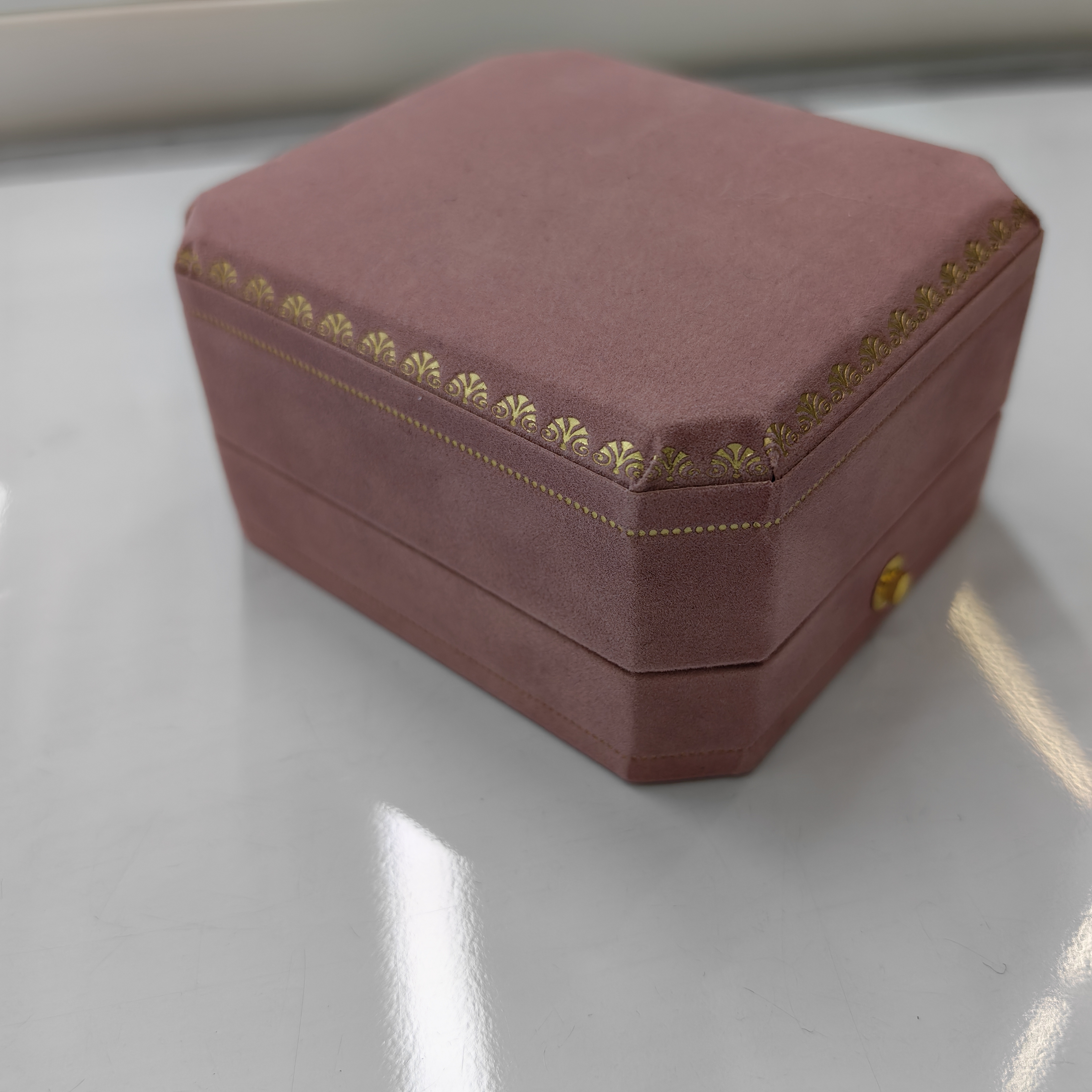 Caja de joyas de gamuza rosa tarjeta de adorno caja de brocheta de mano almacenamiento de joyas caja de almacenamiento de acrílico forrado details Picture
