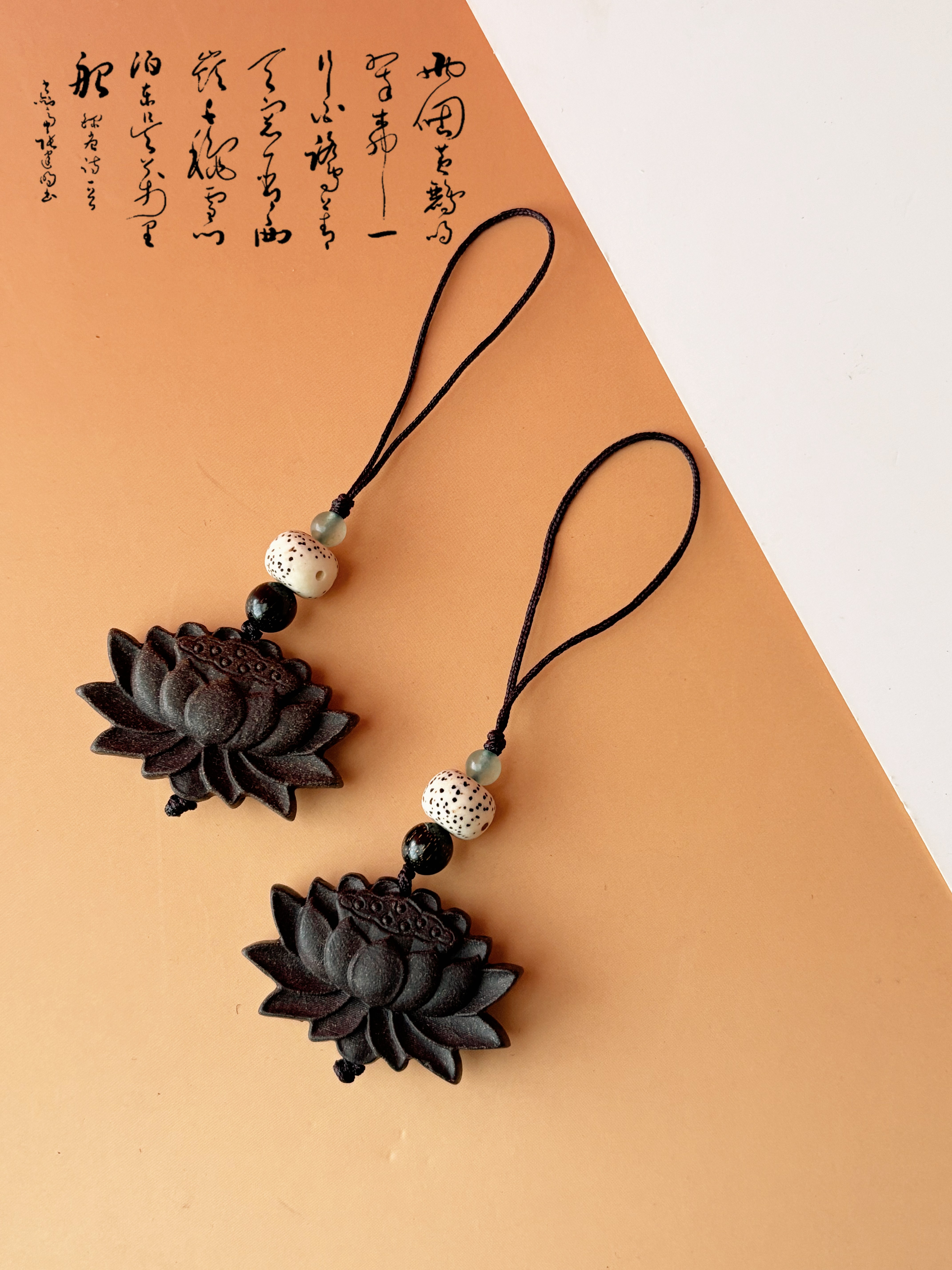 莲花造型吊坠黑色绳链饰品滴油手工锆石配件玉吊坠不对称蝴蝶小配件流苏