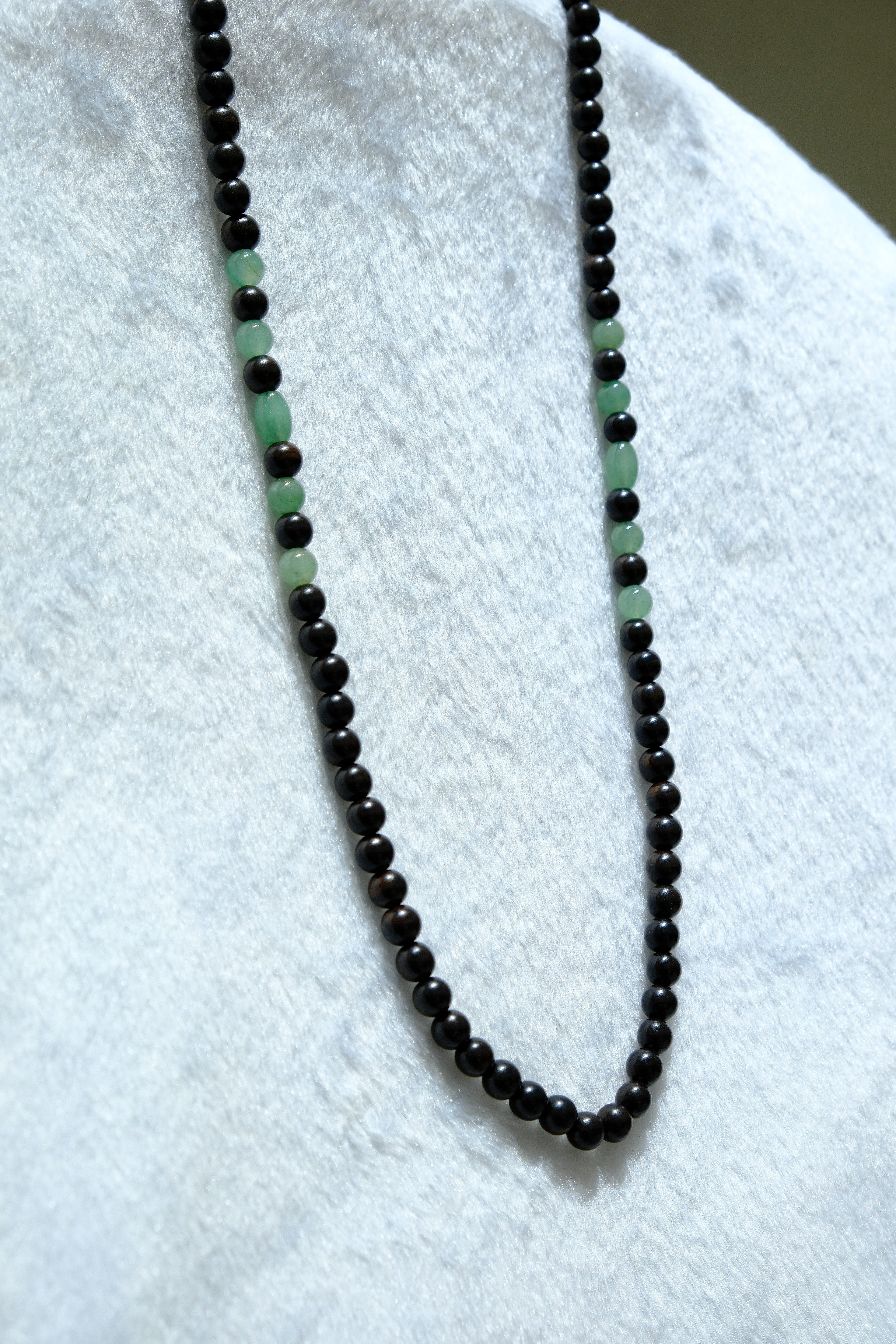 黑檀木绿东陵石珠串