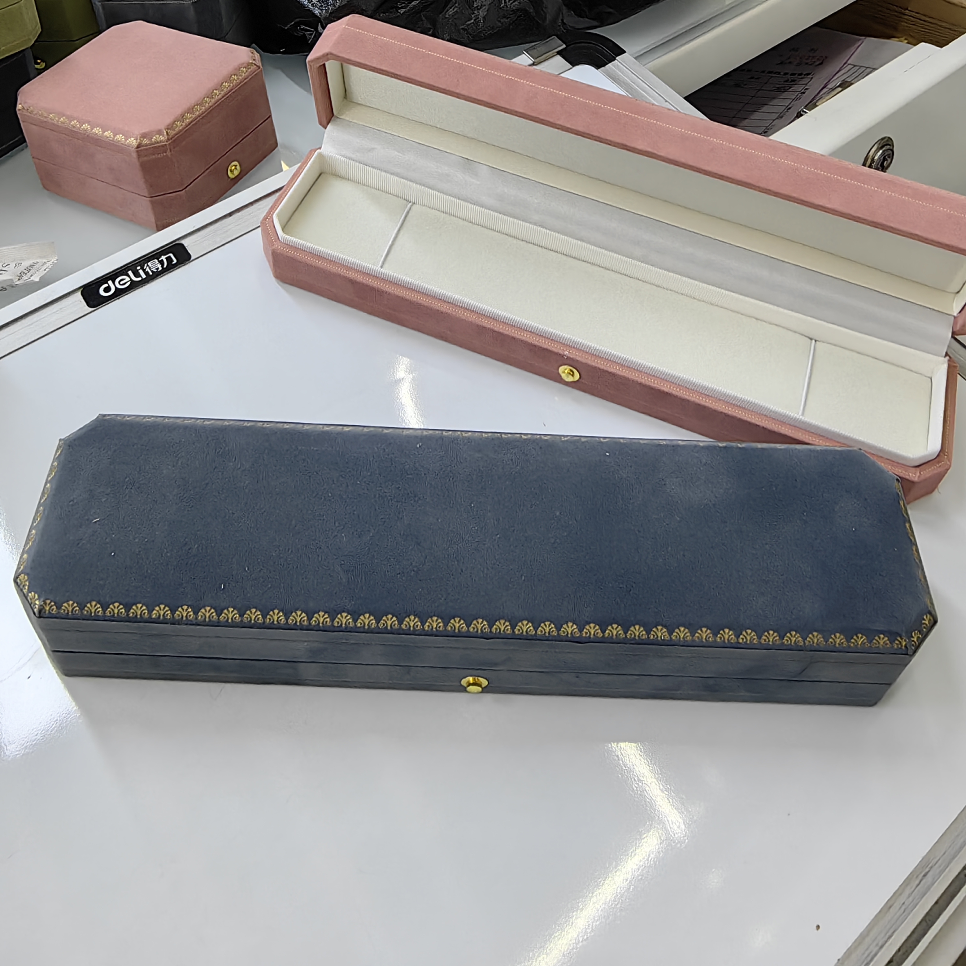 首饰盒/首饰盒内衬/透明珠宝盒/饰品/珠宝收纳产品图