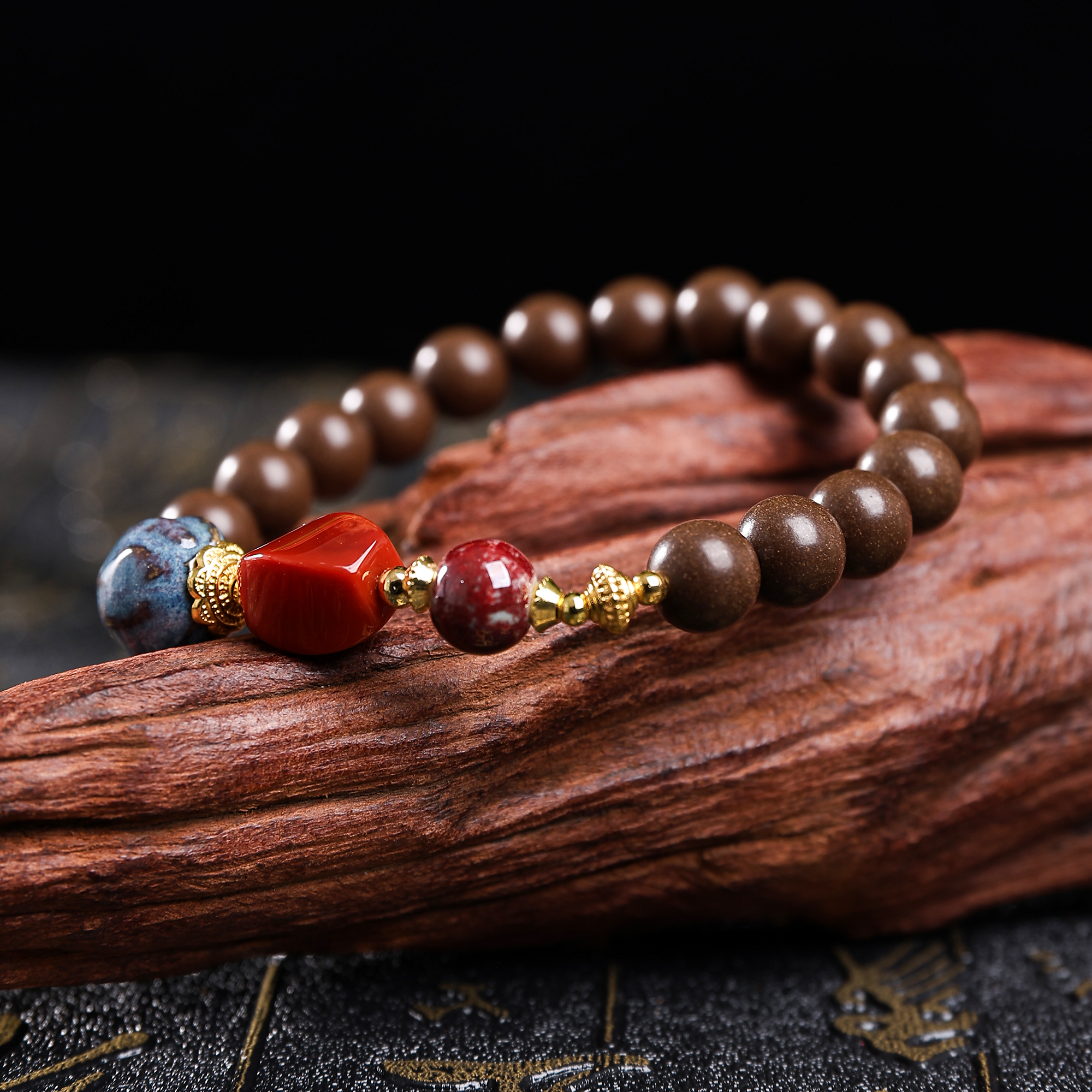 Dragon's Saliva bracelet Application Scenario