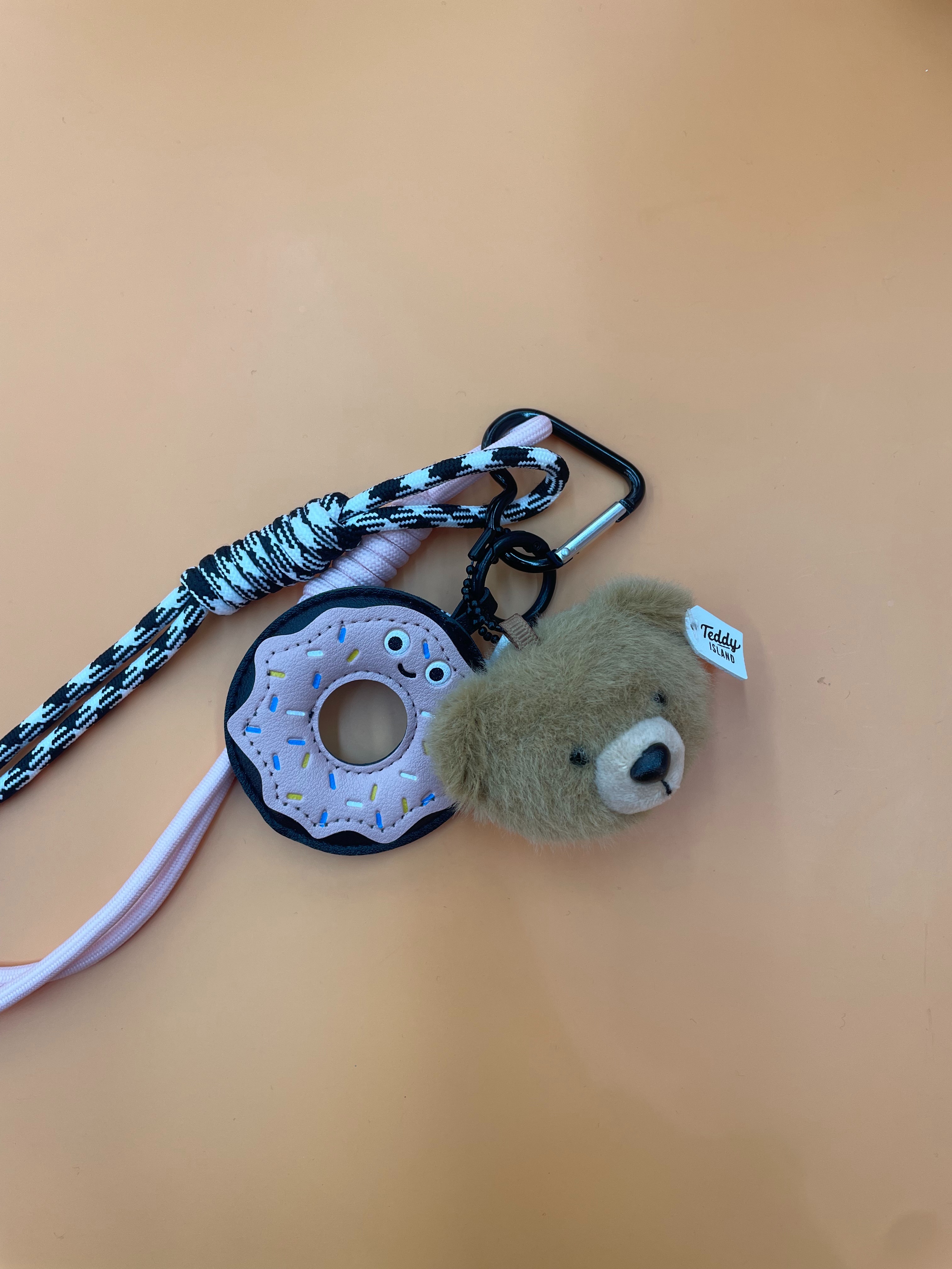 Teddy Ailan Plush Toy Bear Head Pendant 3 details Picture