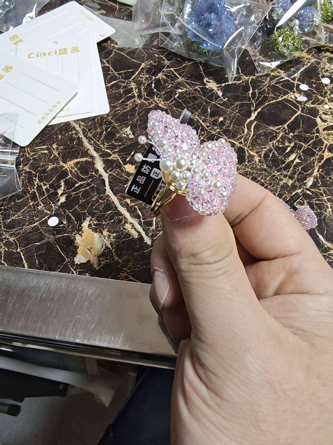 粉蝶系列半翅蝶戒指纯手工编织春首饰饰品蝴蝶发饰戒指产品图