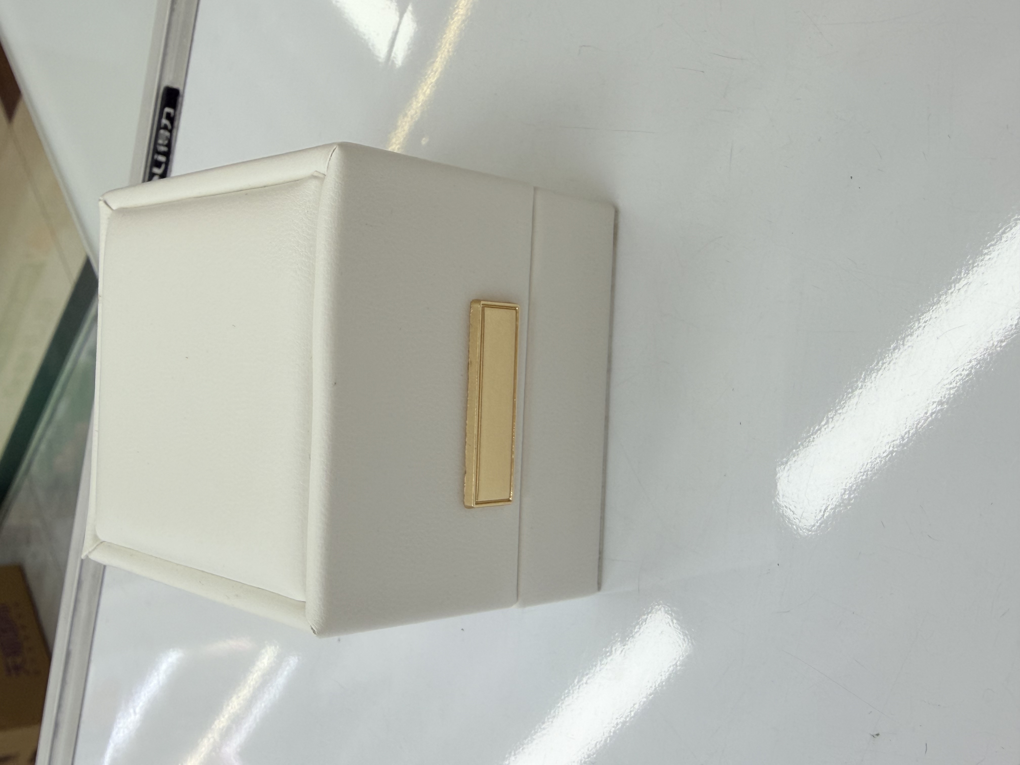 Souvenir gift box, gift box packaging box, exquisite gift box, excellent gift product Application Scenario