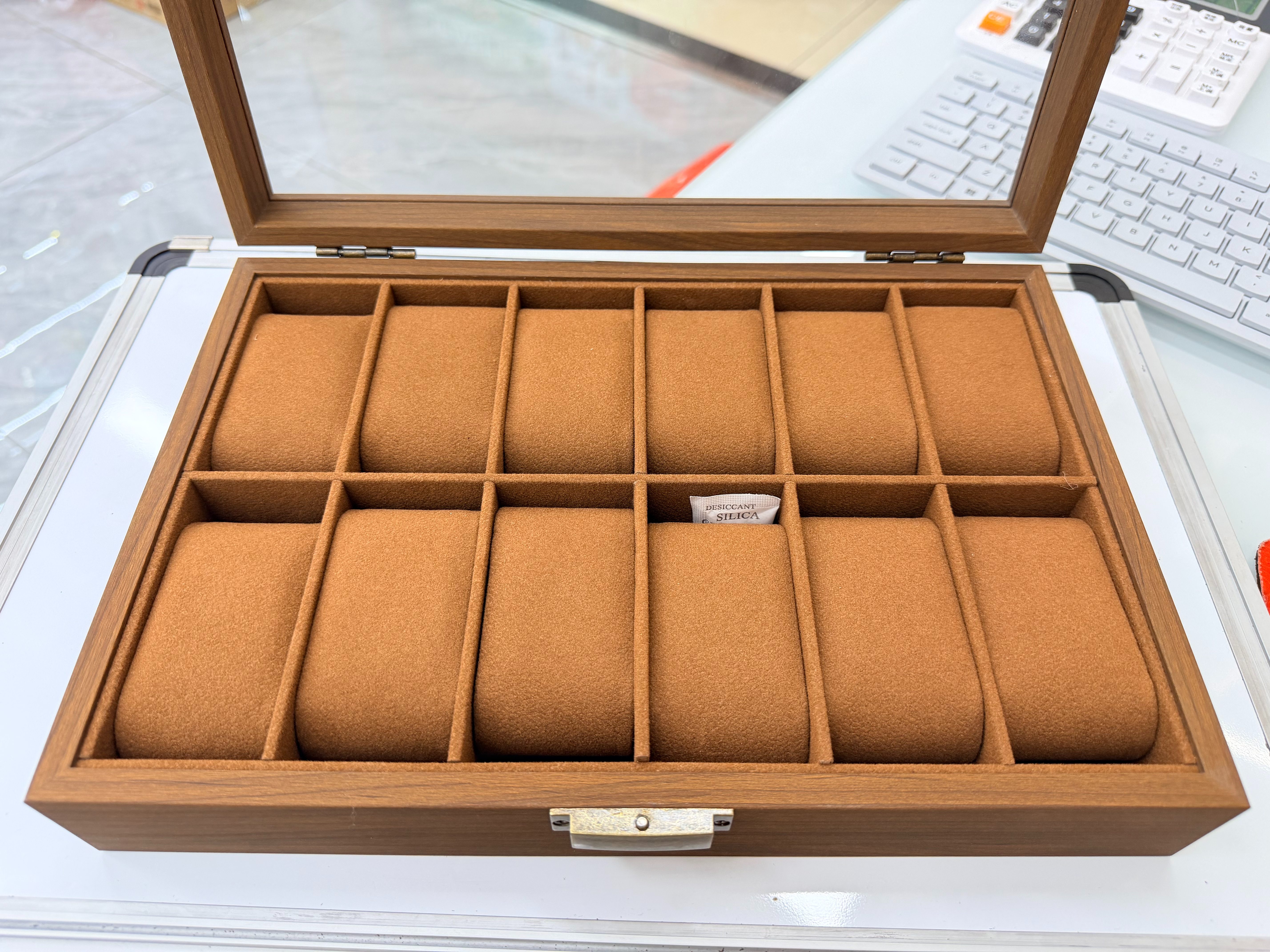 Wooden watch storage box, men's gift box, high-end business gift, dust-proof protective box details Picture