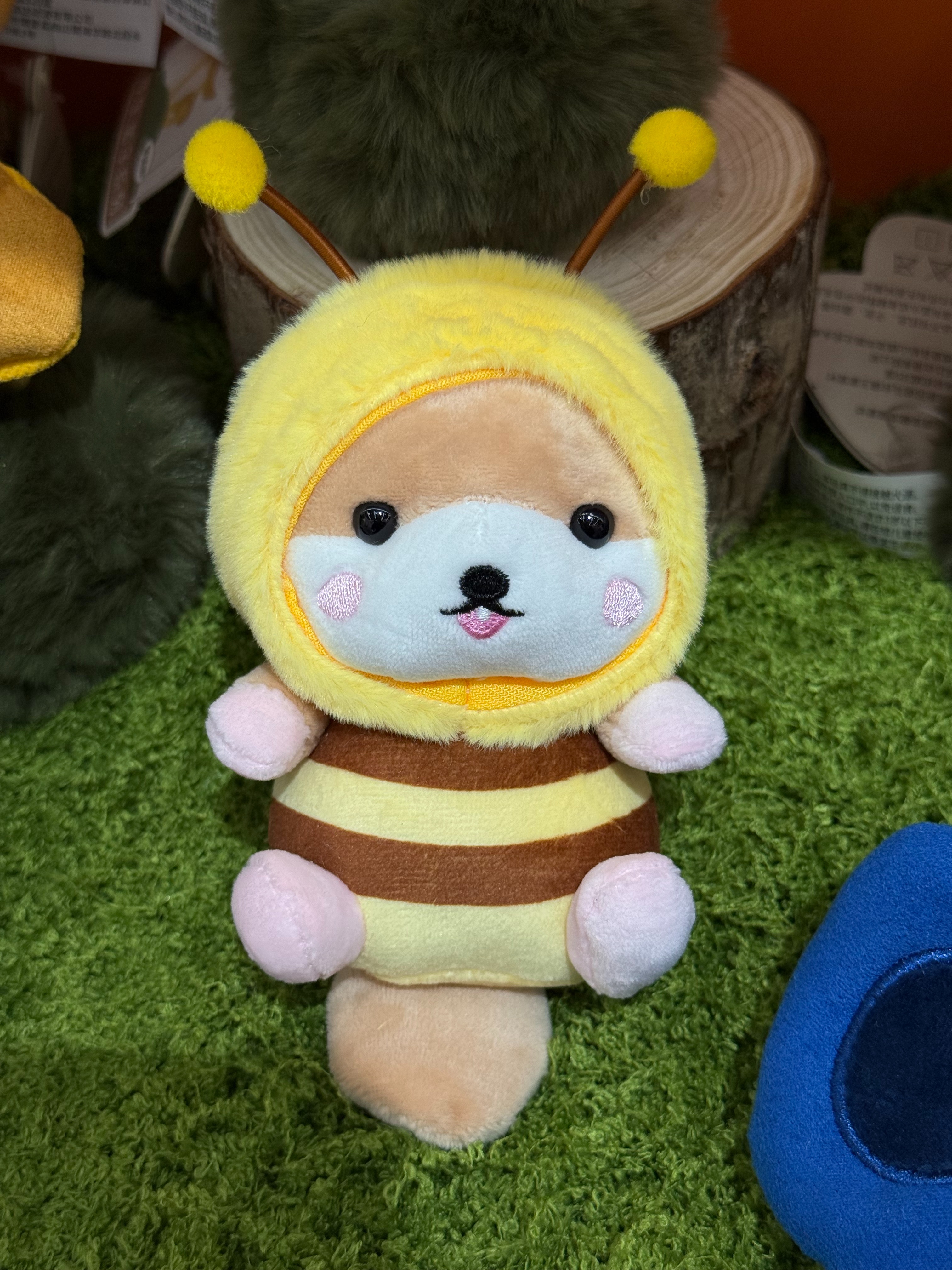 Little bee, little rabbit, little dog, plush pendant, backpack, decorative keychain, small gift for others Specification image