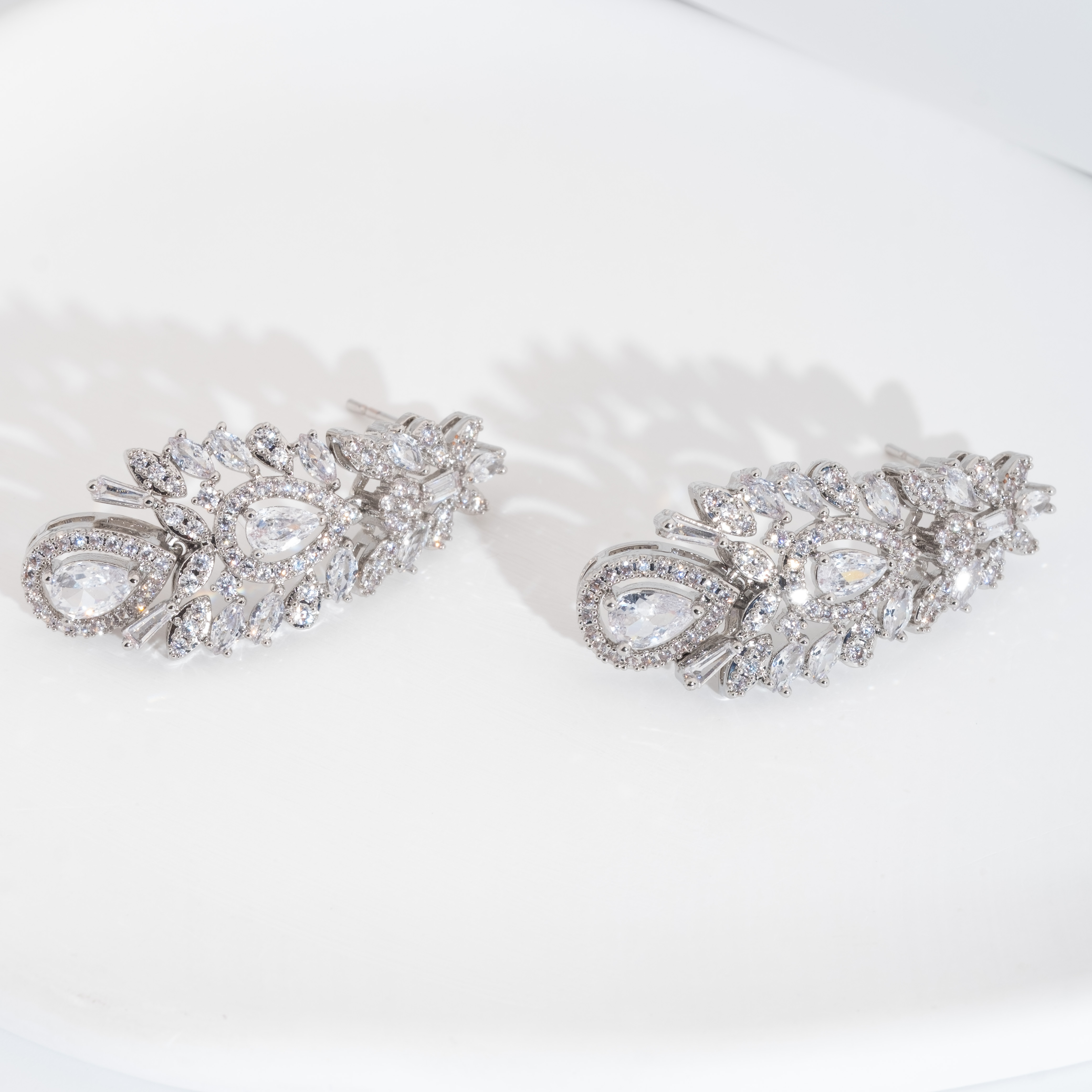 饰品/耳饰/耳环/中古饰品复古高级感/中古细节图