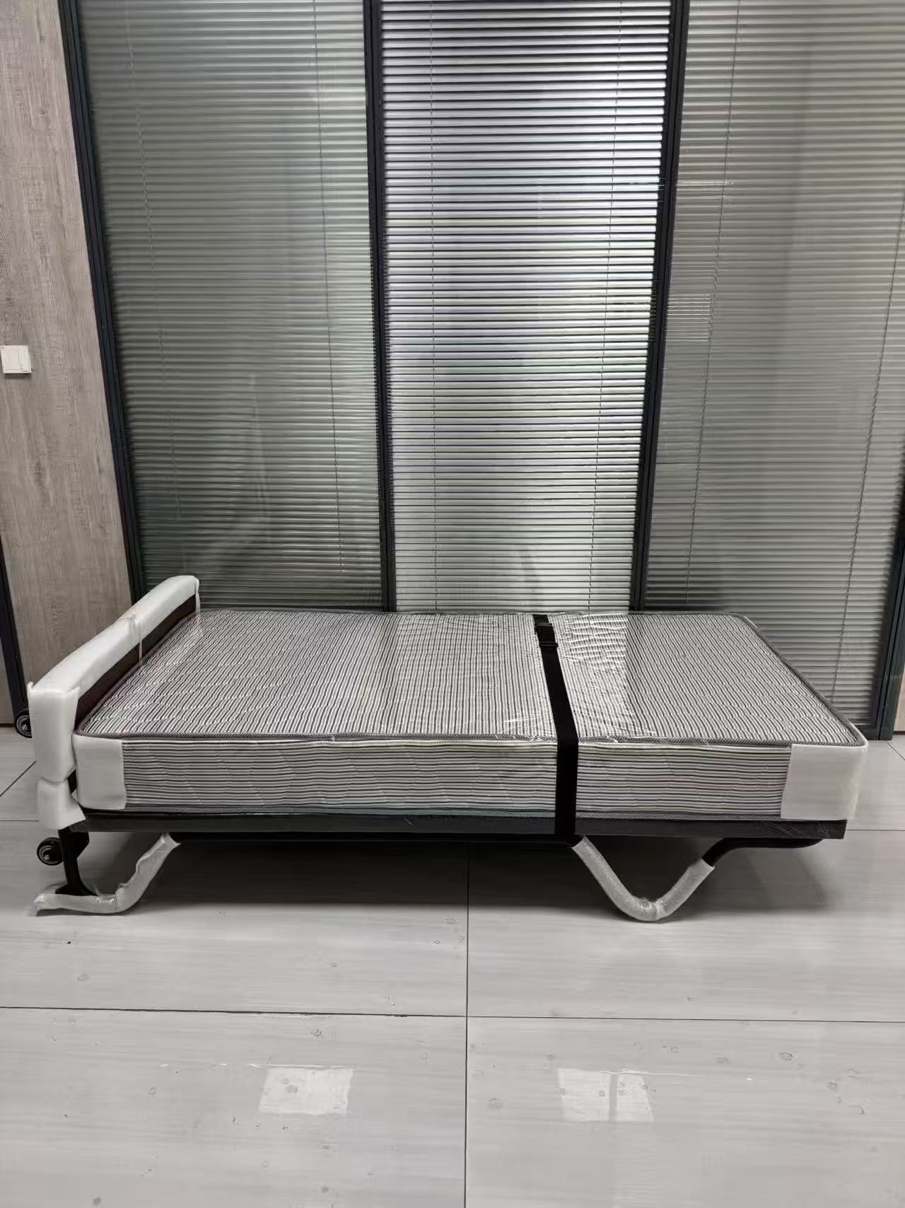折疊床鐵架午休床家居床办公椅折叠床主体折叠床午休床详情1
