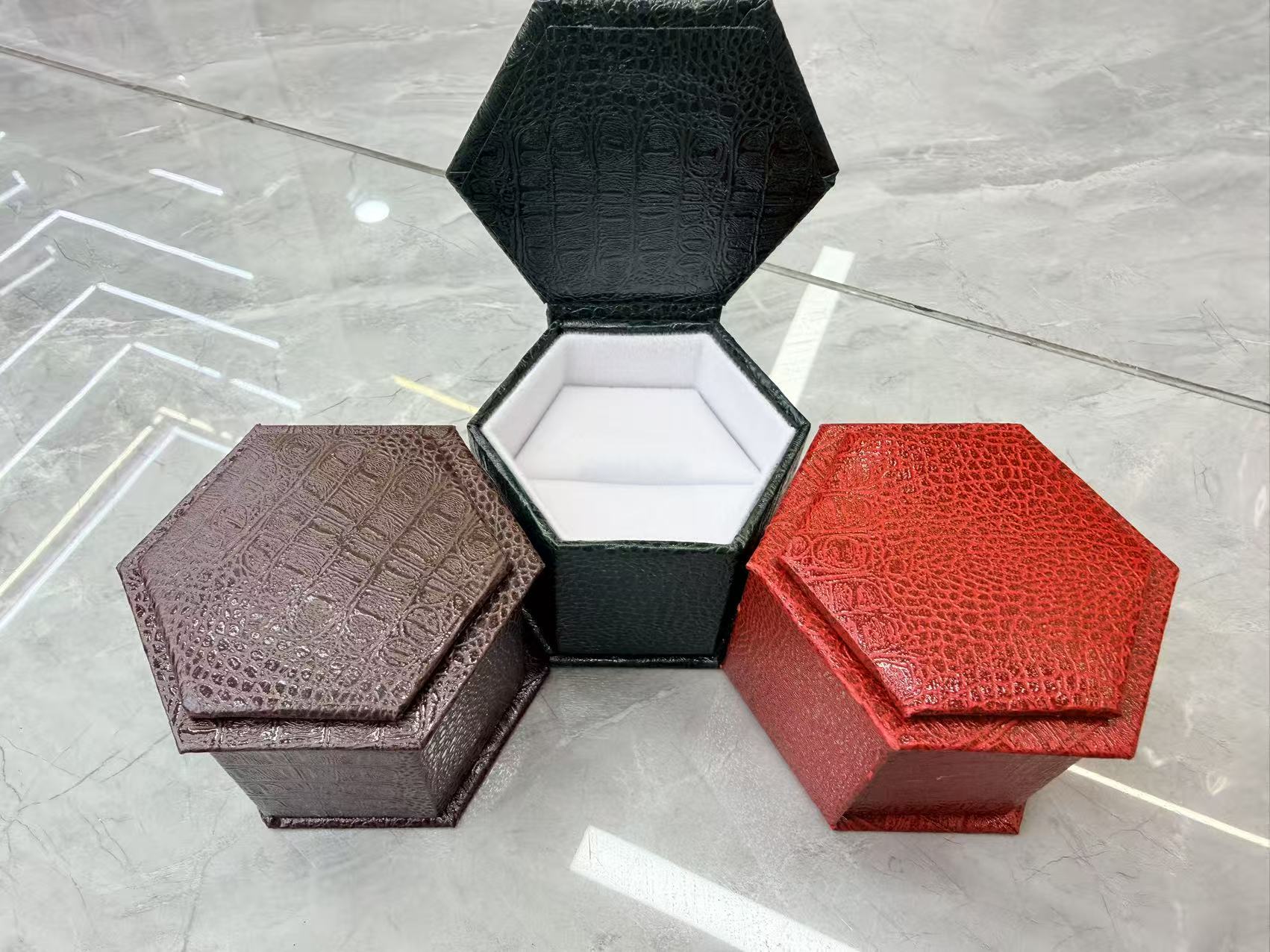 首饰盒/首饰盒内衬/透明珠宝盒/饰品/珠宝收纳产品图