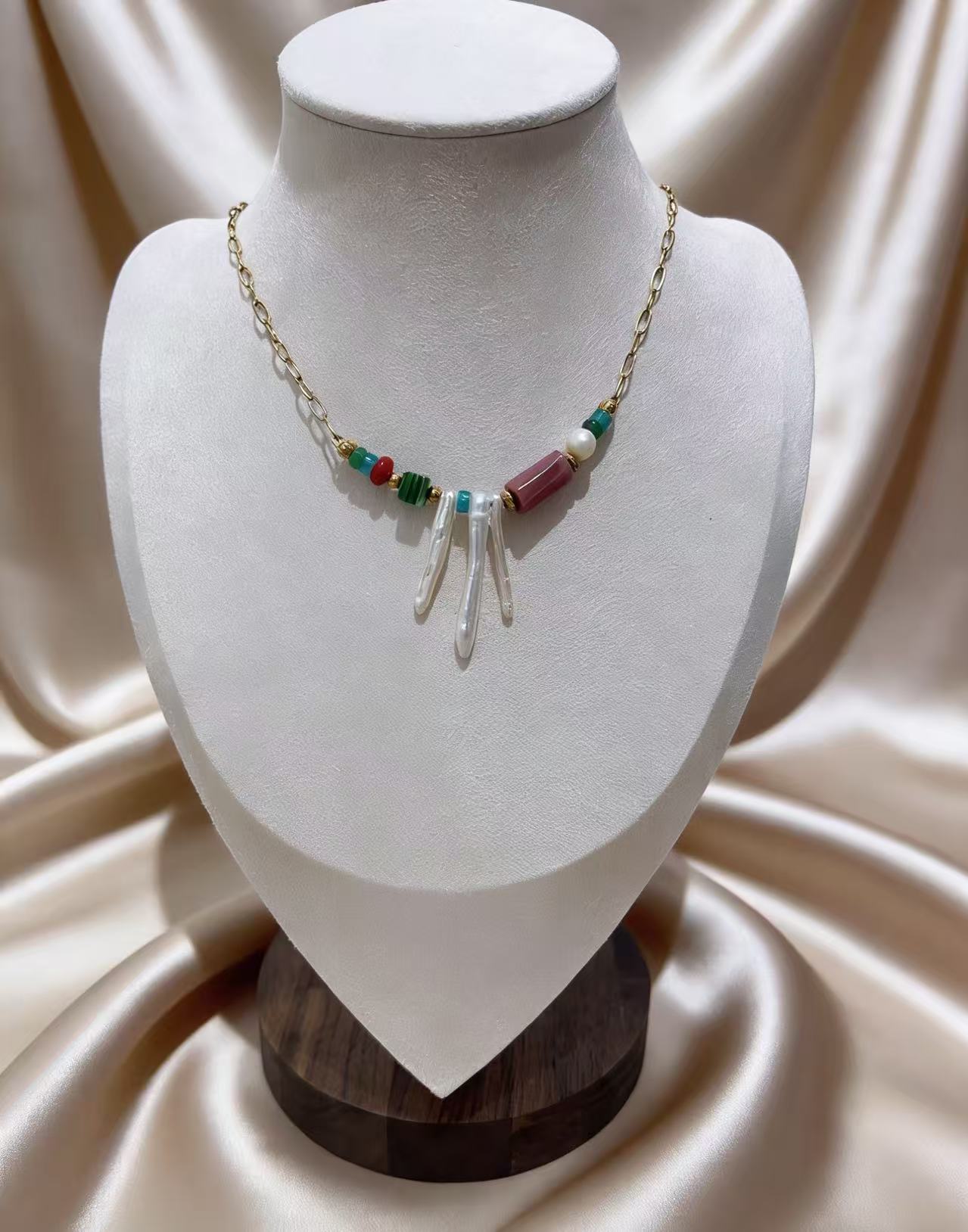 巴洛克天然珍珠 异形多彩宝石 手工串珠小众设计感轻奢气质颈饰