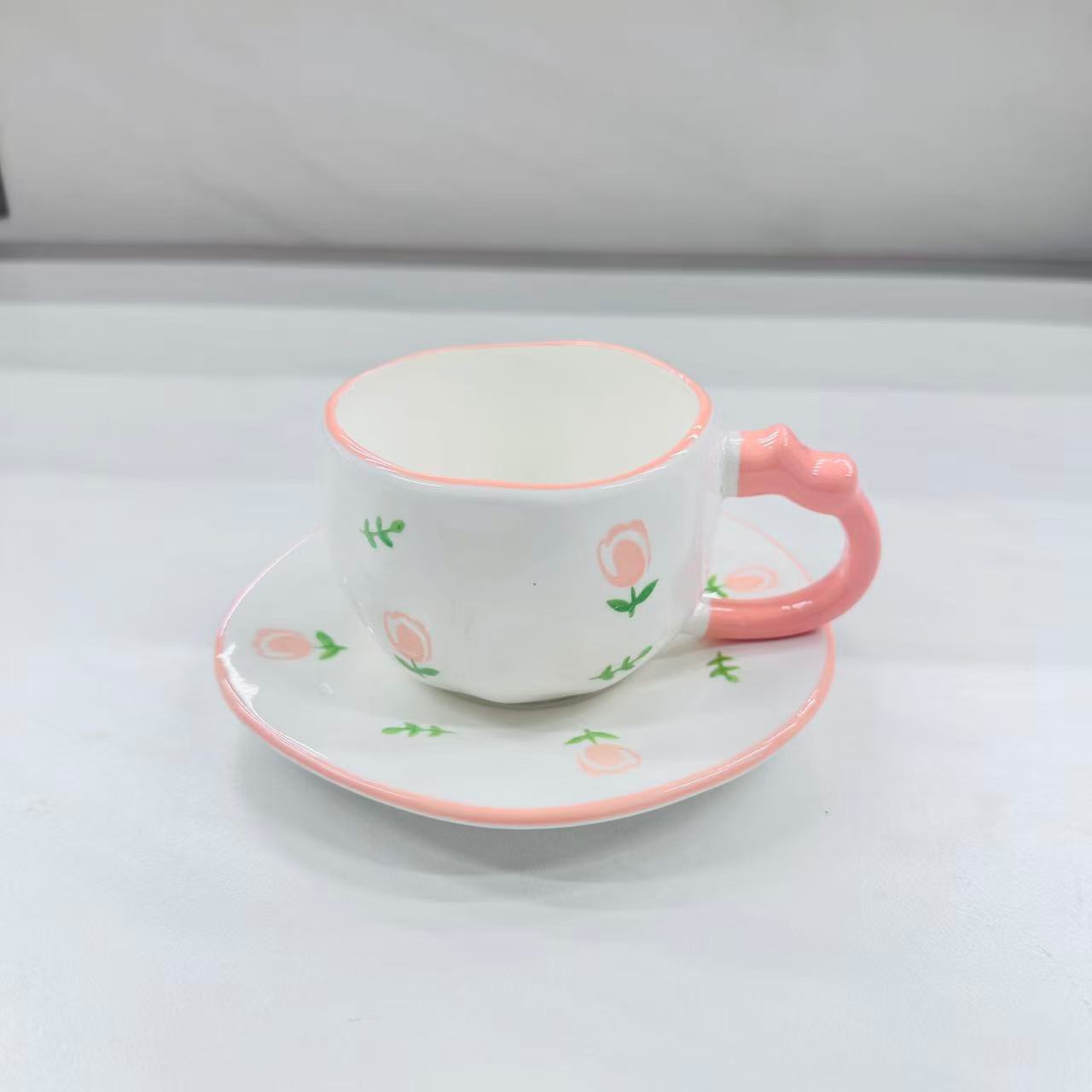 陶瓷杯实物图