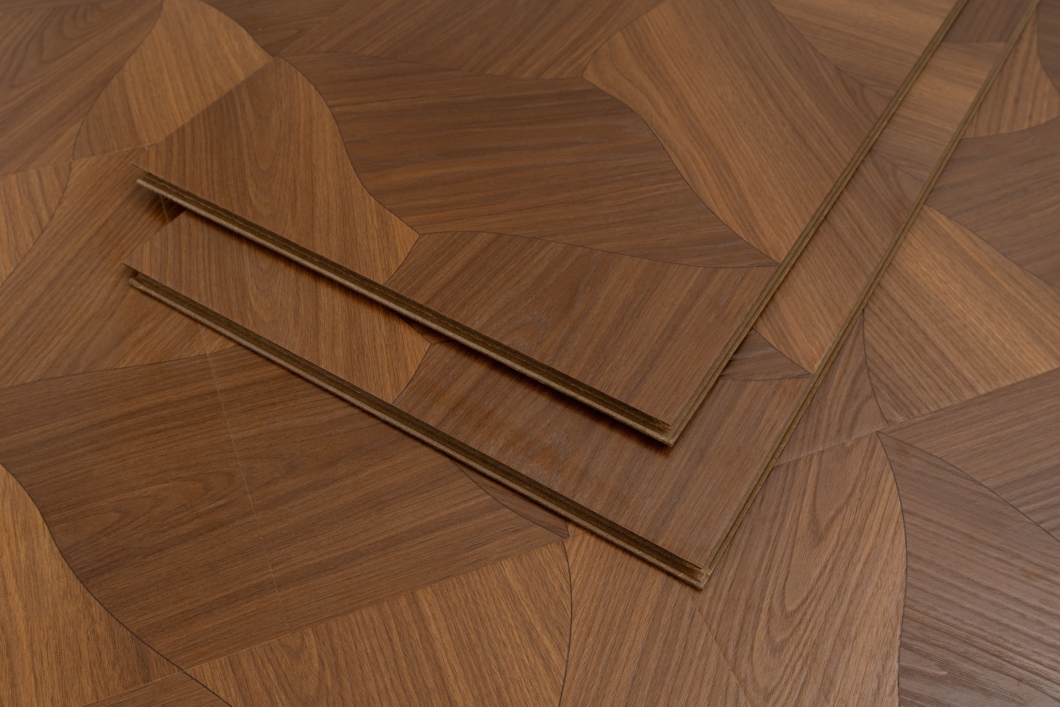 强化复合木地板/塑木地板白底实物图