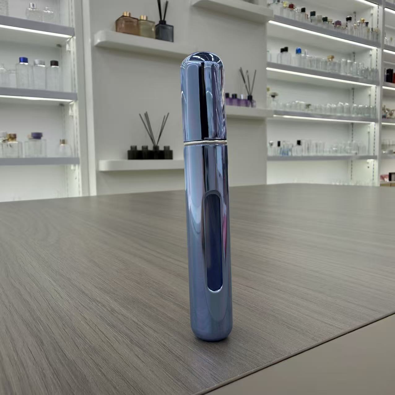 彩色电镀金属质感香水分装瓶 优雅设计瓶身试用装小喷瓶10ml