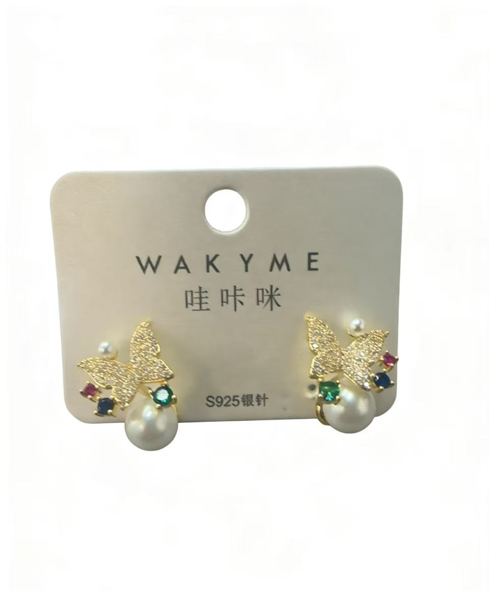 WAKYME蝴蝶珍珠耳钉，S925银针，精致闪耀，时尚百搭。