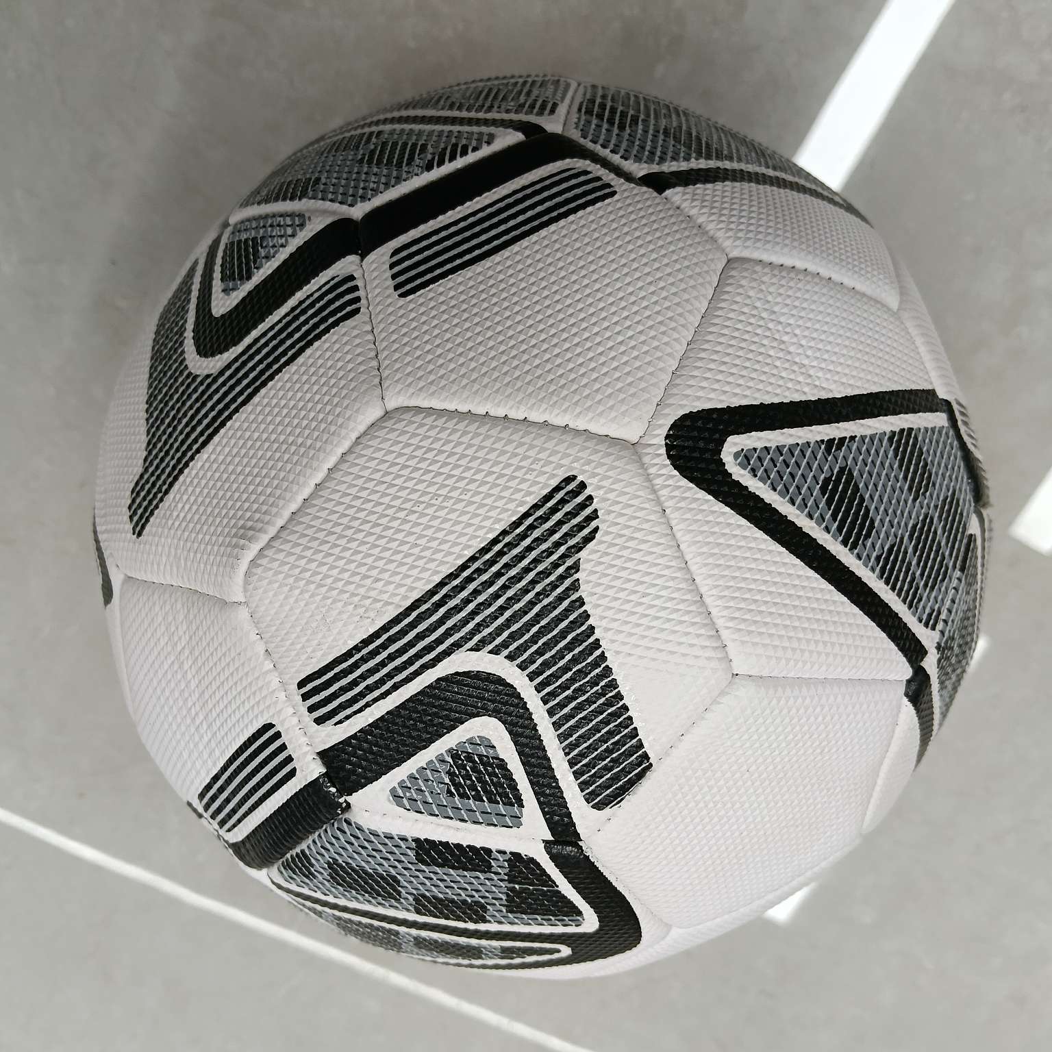 儿童玩具黑白足球休闲运动 娱乐玩具球足球黑白