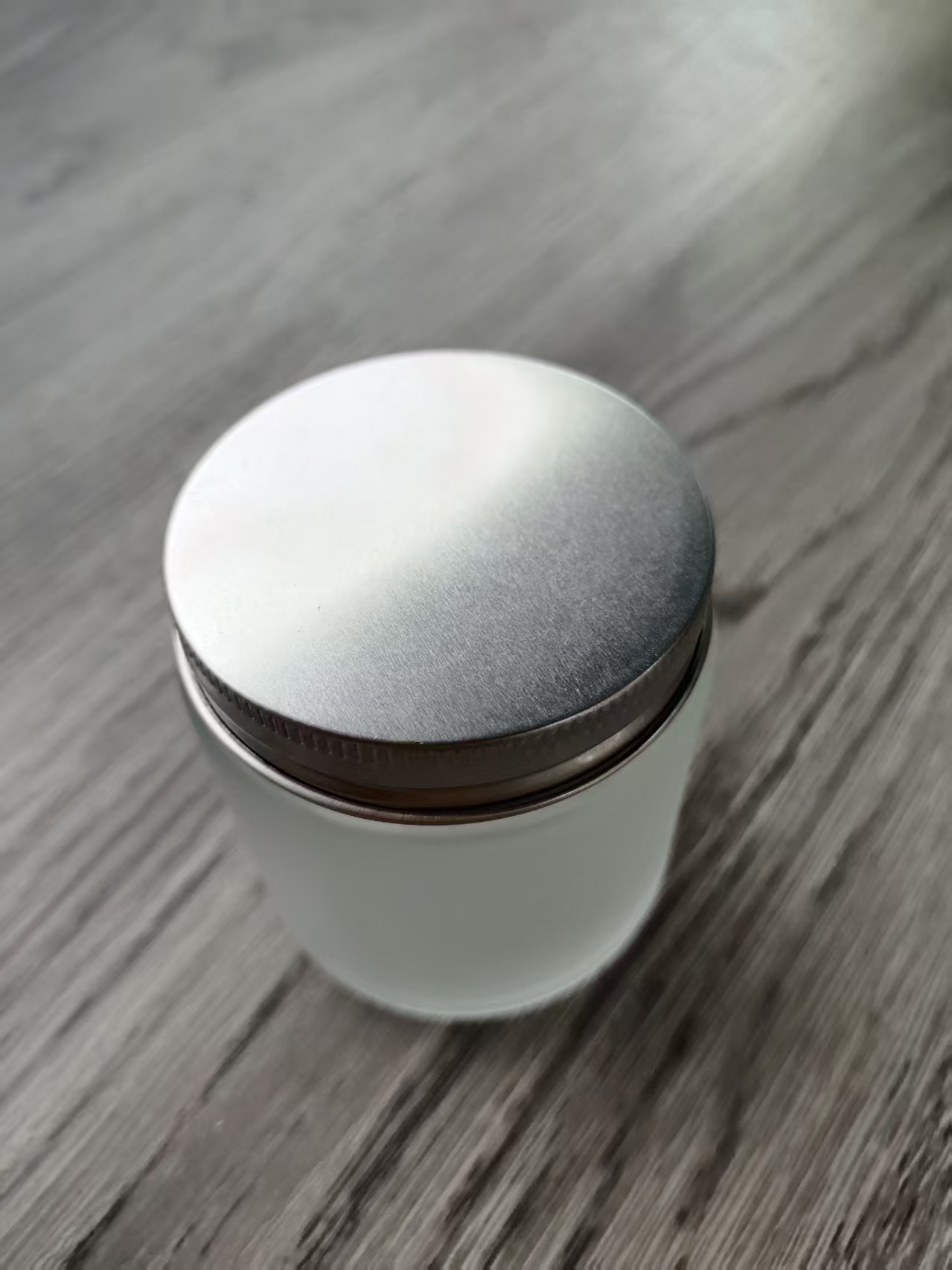 银盖磨砂玻璃瓶2.55