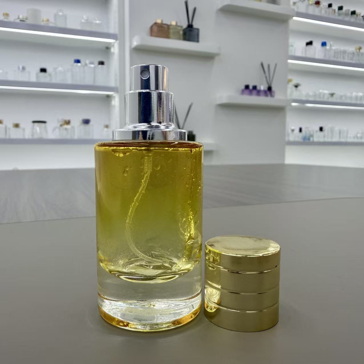 玻璃瓶/六角六棱玻璃瓶/香水瓶/软木塞玻璃罐/木塞玻璃罐产品图