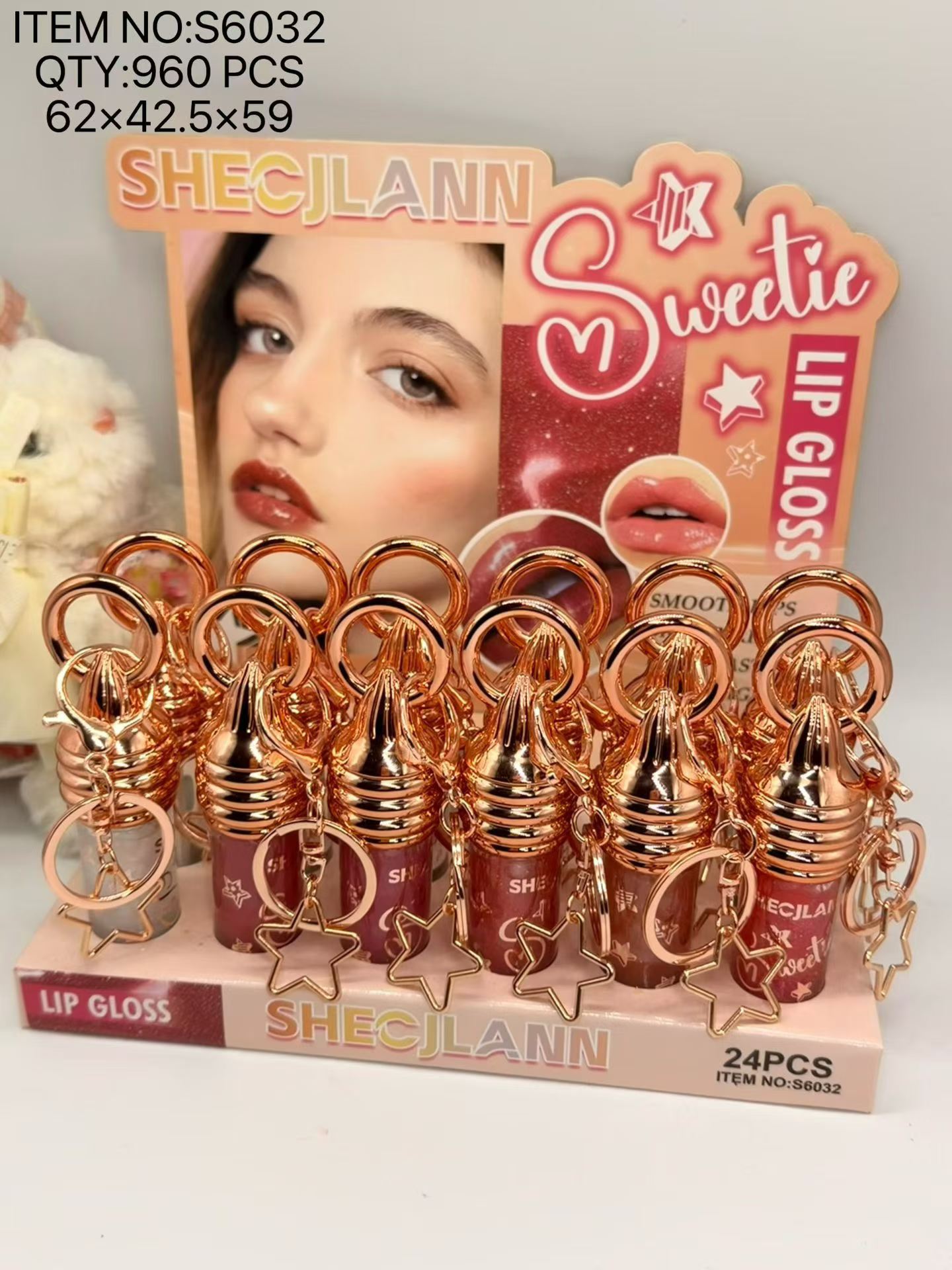 SHECJLANN甜心唇釉，玫瑰金瓶身配星星挂件，少女心爆棚！
