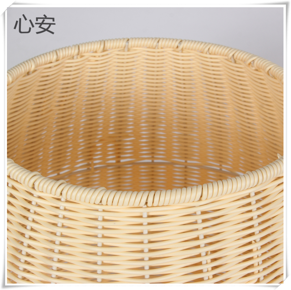 All-season universal rattan cat bed semi-enclosed pet villa, washable cat house, cool bed, dog bed, cat bed, pet room Application Scenario