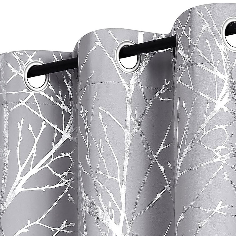 Cross-border double-sided matte blackout fabric with gold and silver embossing, branch blackout curtains for living rooms, bedrooms and dining rooms, specially supplied for export, W137x183 cm Application Scenario
