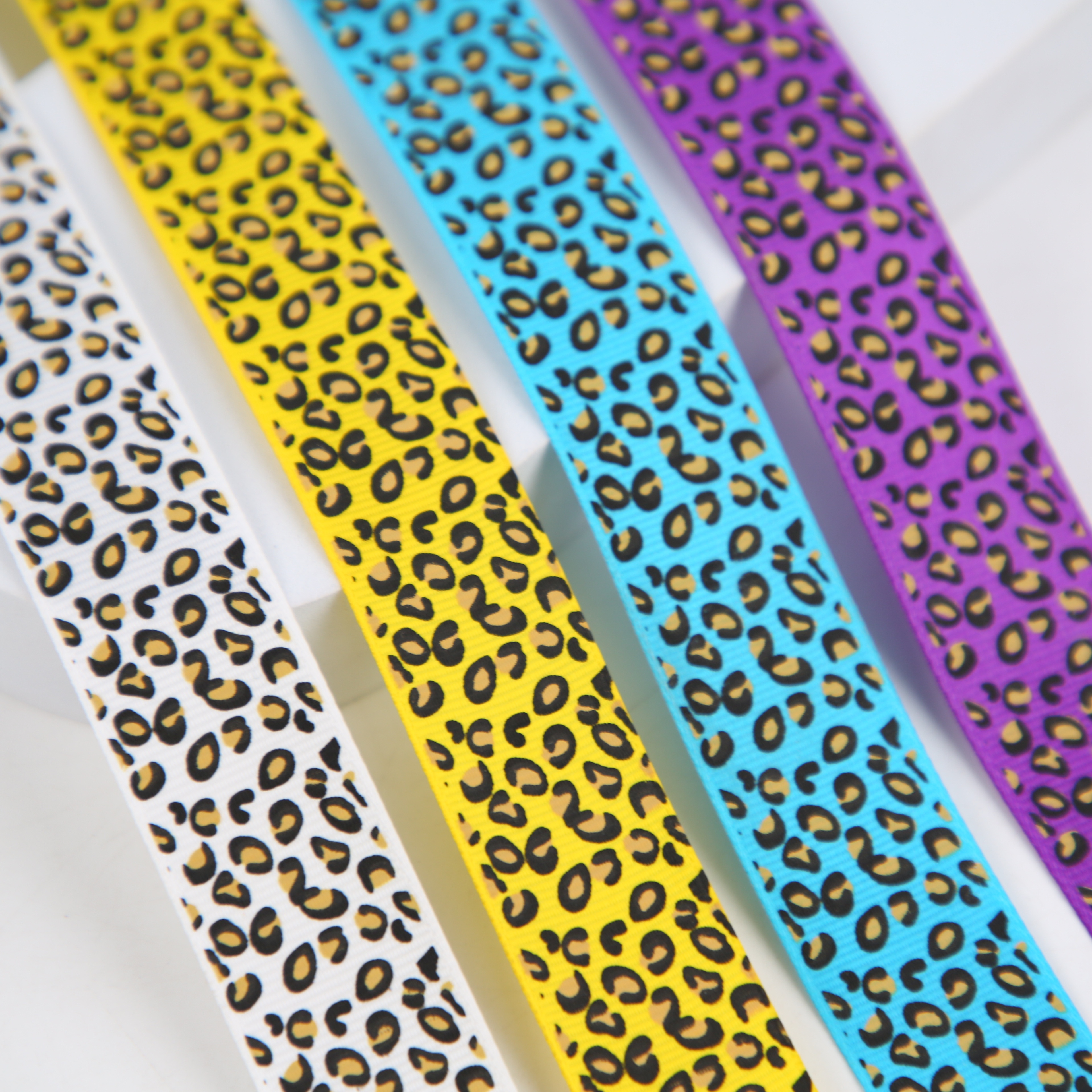 Leopard print pattern colored webbing, ribbon ribbed tape, elastic edge wrap tape, woven tape, classic leopard print webbing, personalized leopard print jacquard webbing, multiple colors to choose from, handmade DIY hair accessory packaging accessories