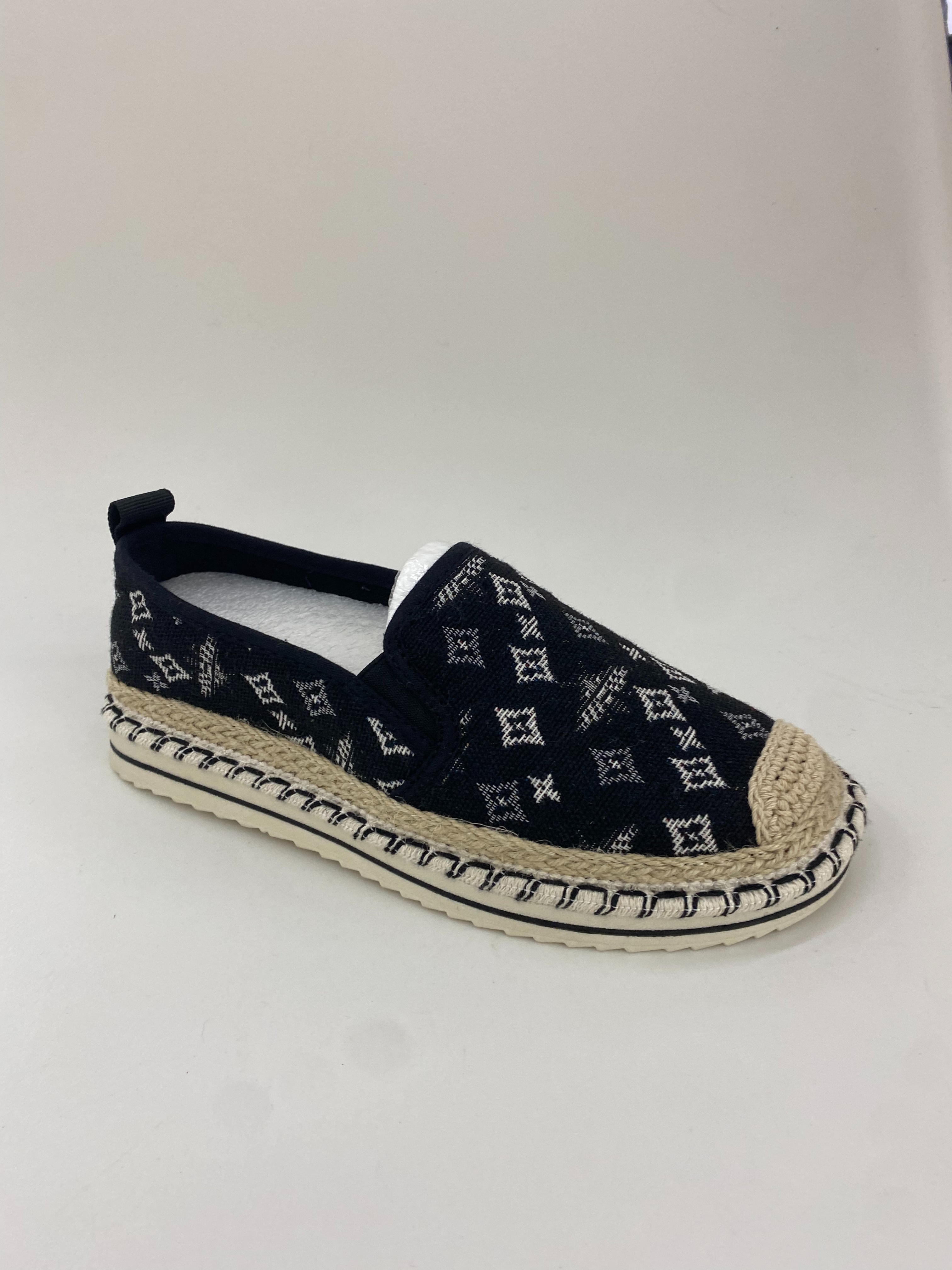McQueen black woven pattern De Xun women's single shoes, white thick-soled casual board shoes full figure