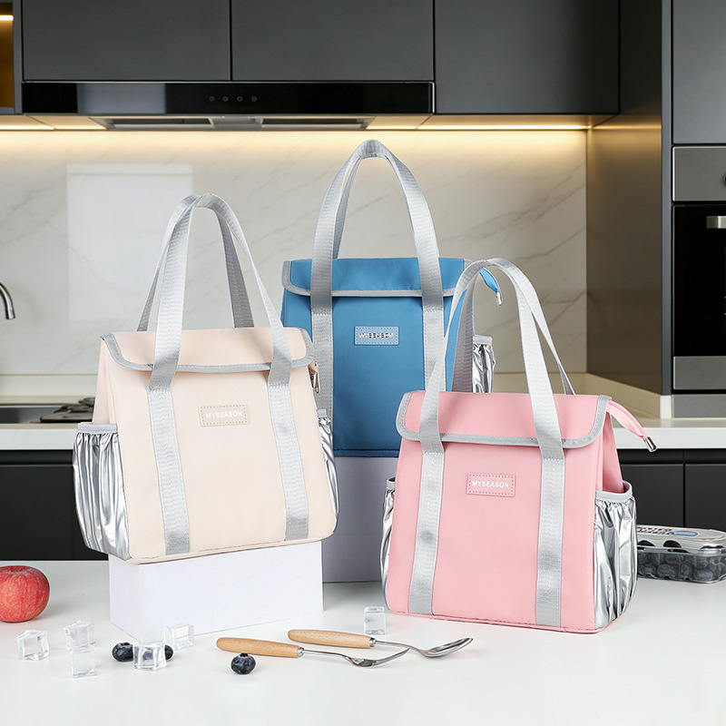 Casual women's hand-held bag 2026 New style Oxford fabric fashionable Korean version simple hand-held office insulated lunch box bag detail image 14