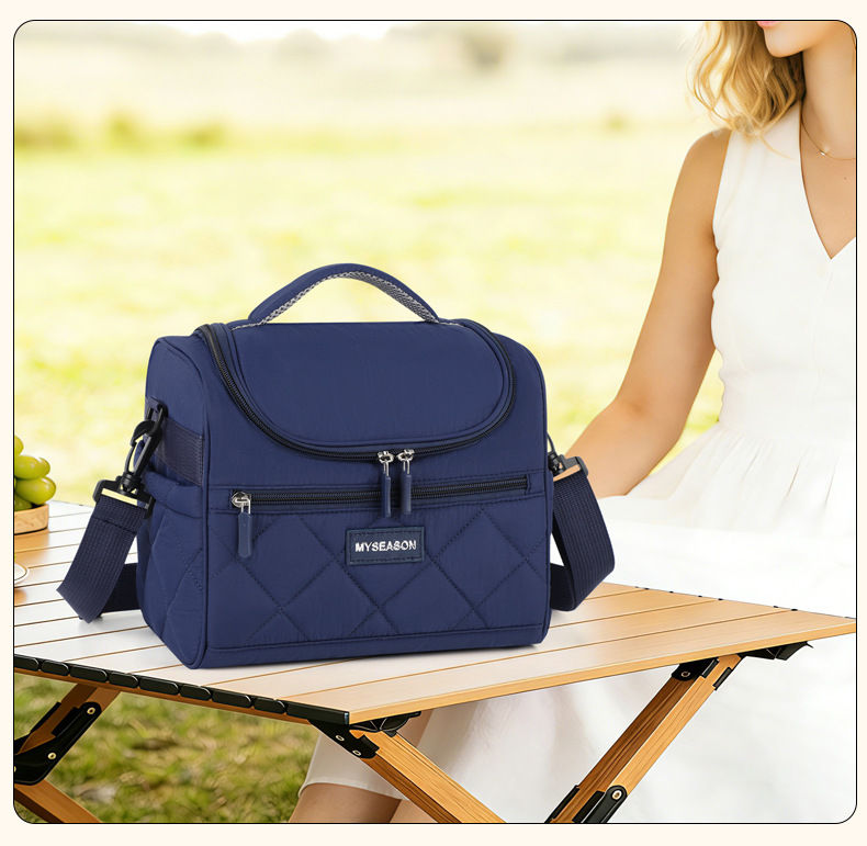 New cross-border large-capacity insulated bag for work, lunch box, ice bag, fashionable and simple single-shoulder insulated lunch box bag Item Picture
