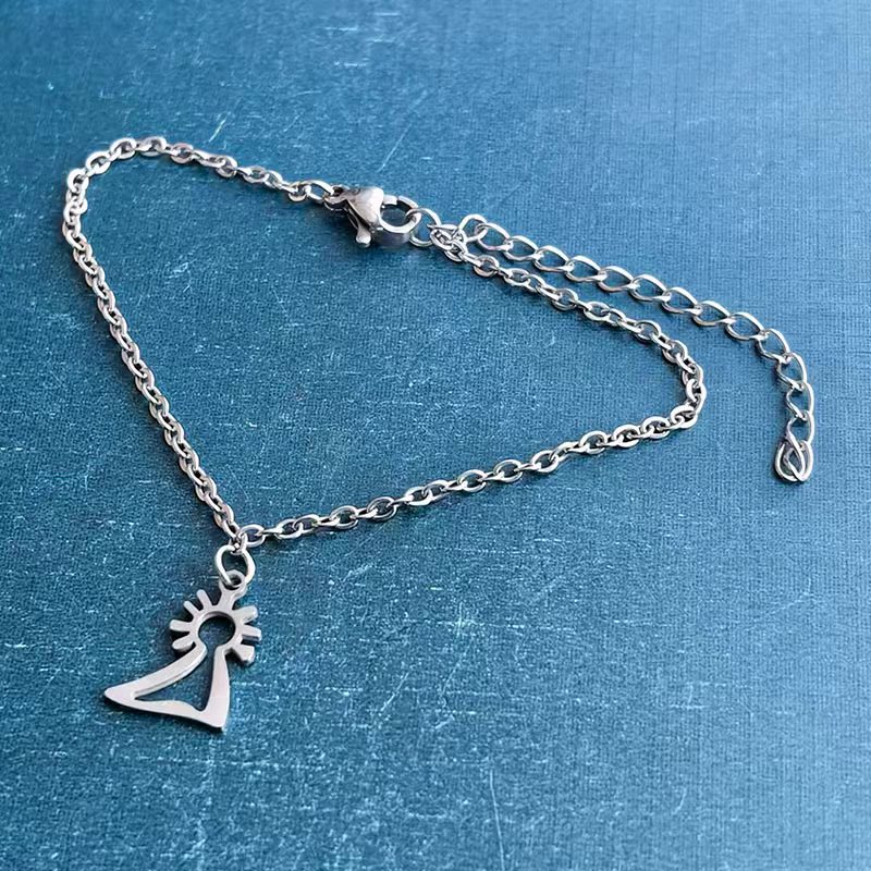 Cross-border foreign trade titanium steel stainless steel necklace pendant, women's fashion guardian angel DIY jewelry accessories, trendy and personalized Application Scenario