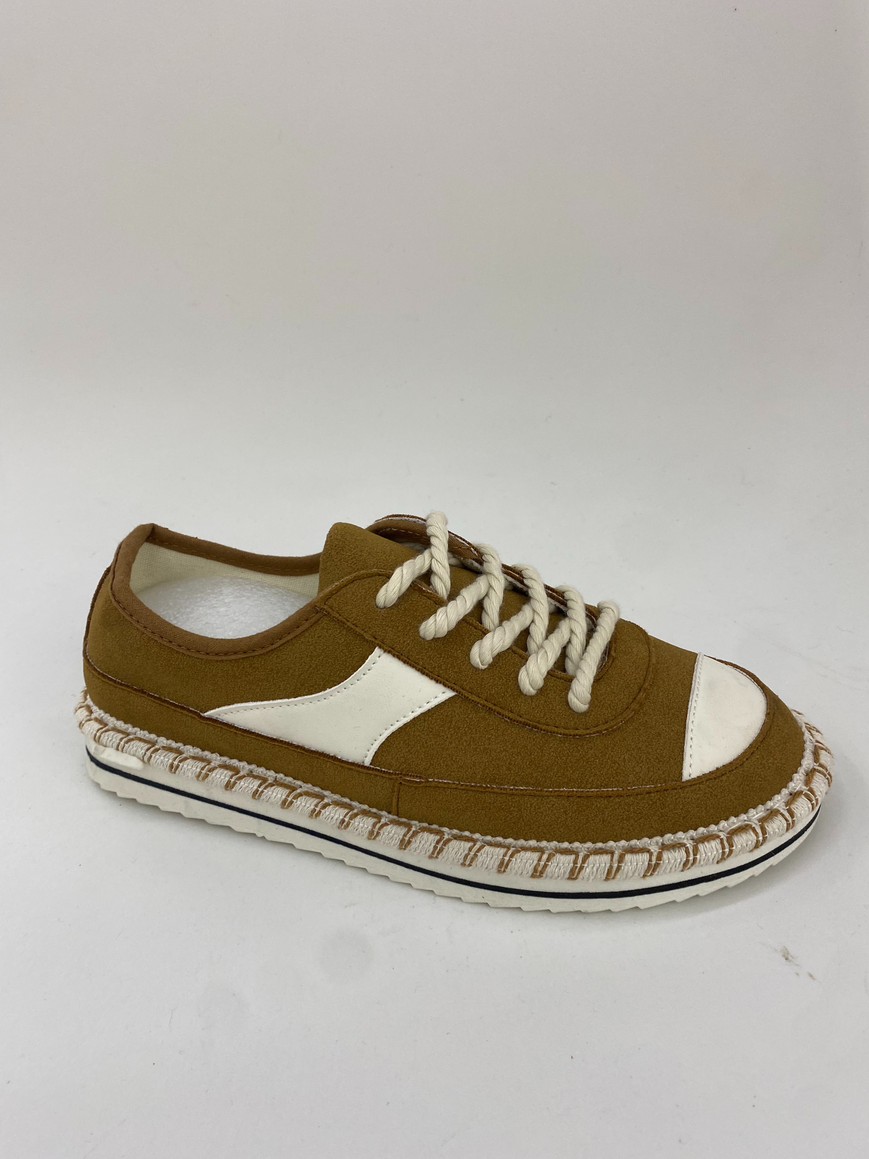 Brown sports shoes for women's summer casual, breathable, lightweight, comfortable and anti-slip women's shoes full figure