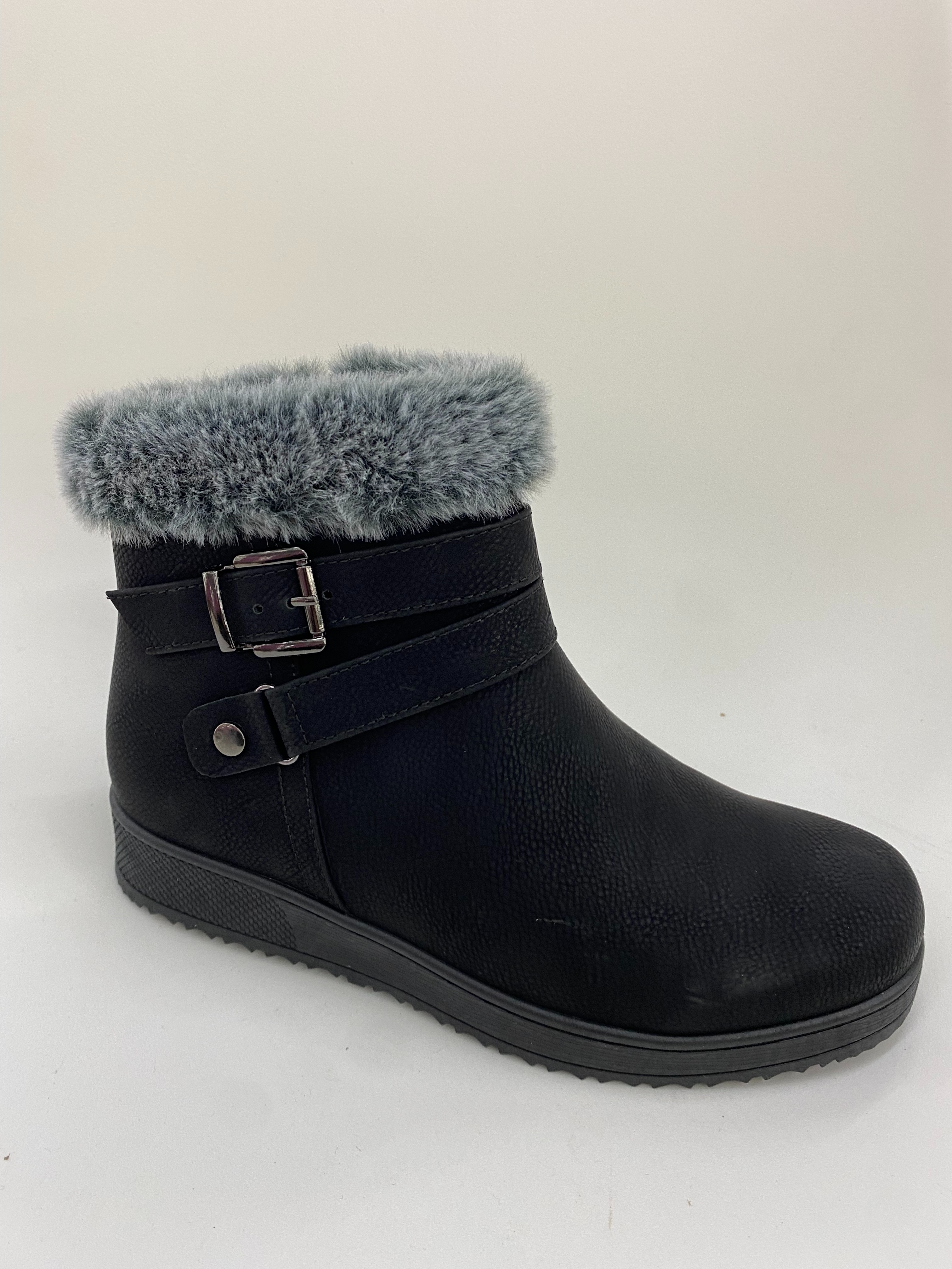 Black design women's shoes, daily shopping knitted boots, slimming and flattering full figure