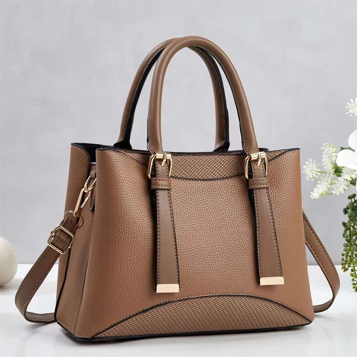 High-quality women's sachet, fashionable for women's crossbody wear. PU women's high-quality sachet, fashionable for women's crossbody wear