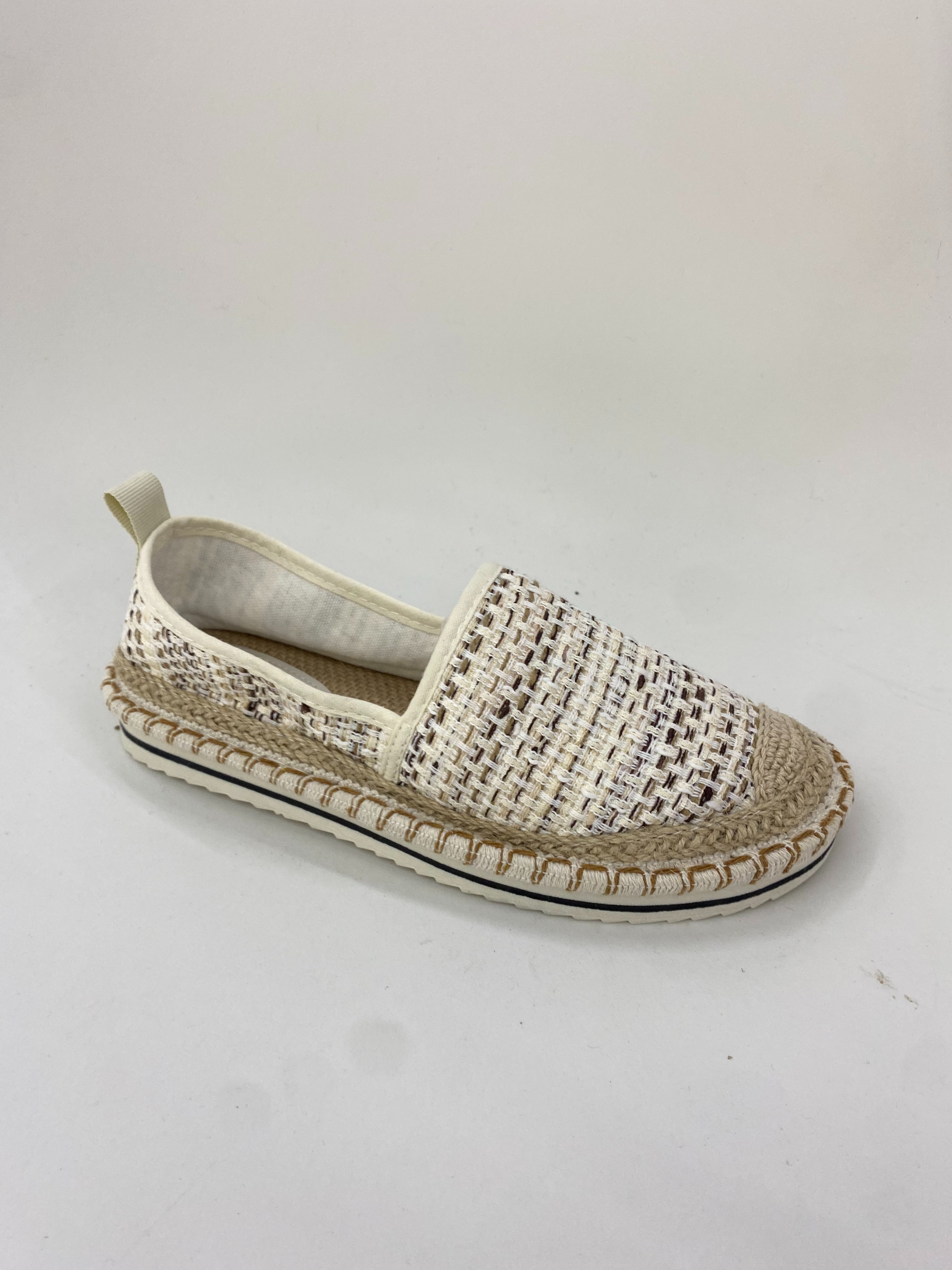 McQueen women's casual single shoes, woven shoes, white thick-soled German training shoes, women's board shoes full figure